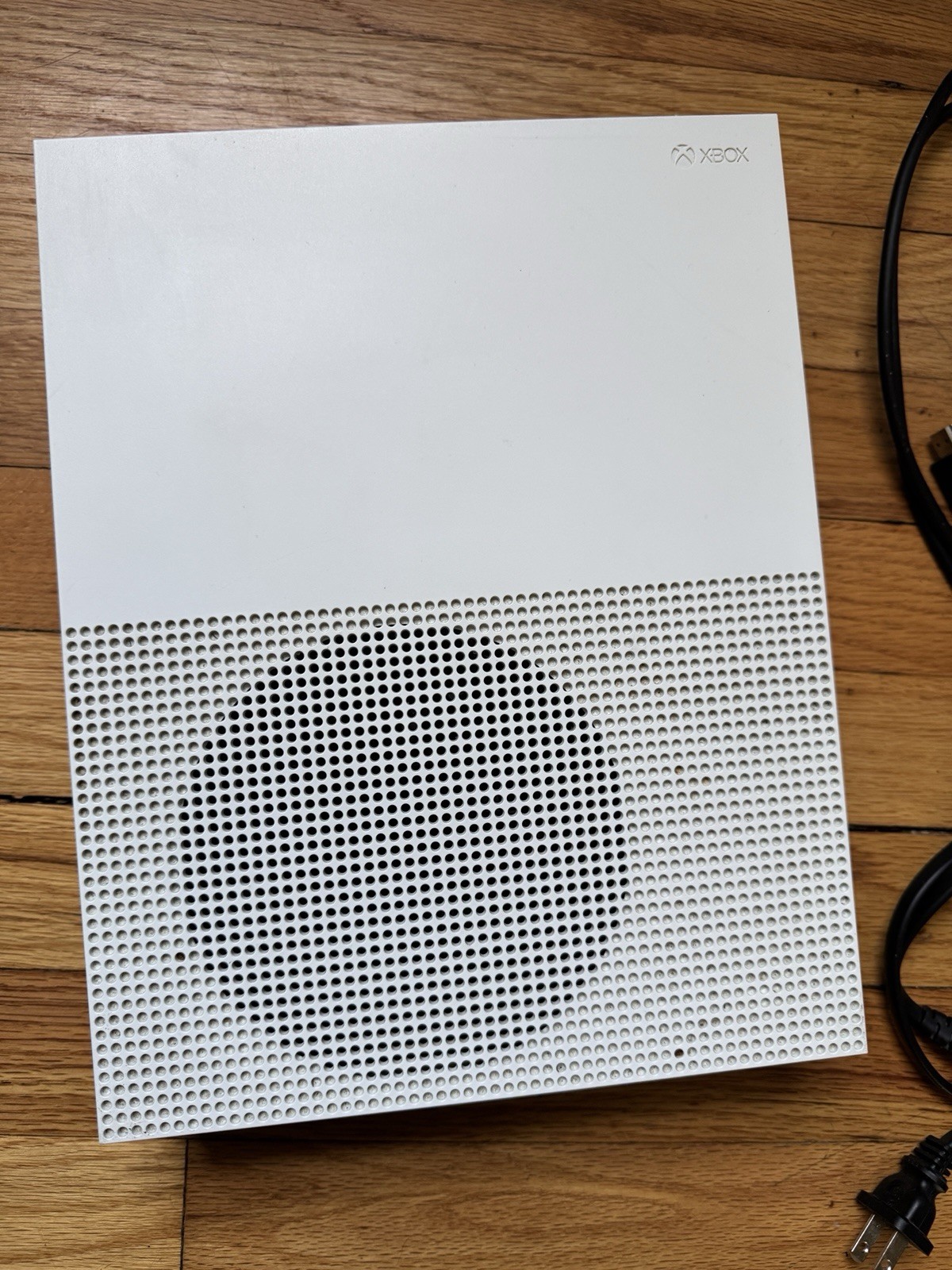 XBOX One S Console – HDMI, power cord, and 3 games included