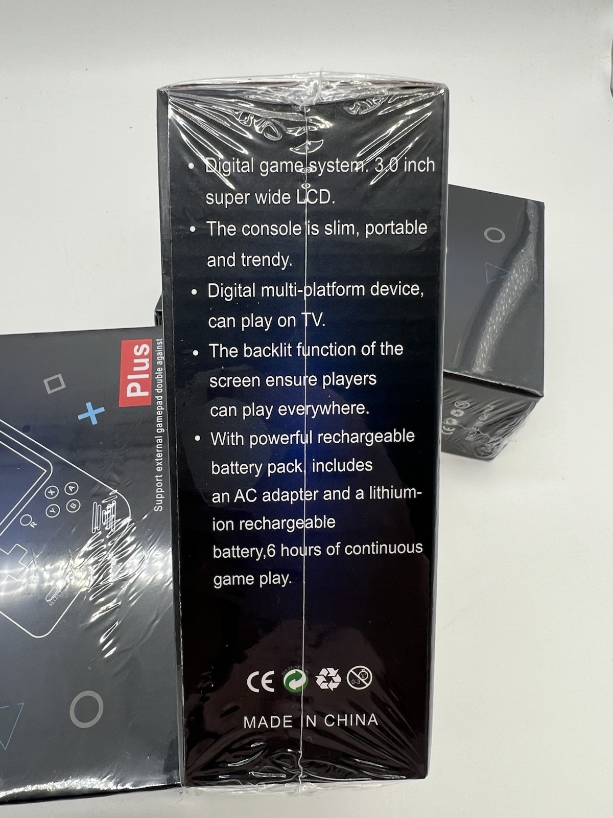 Game Box Plus Retro Hand Held Game System Rechargeable Battery 400 Games TV Play