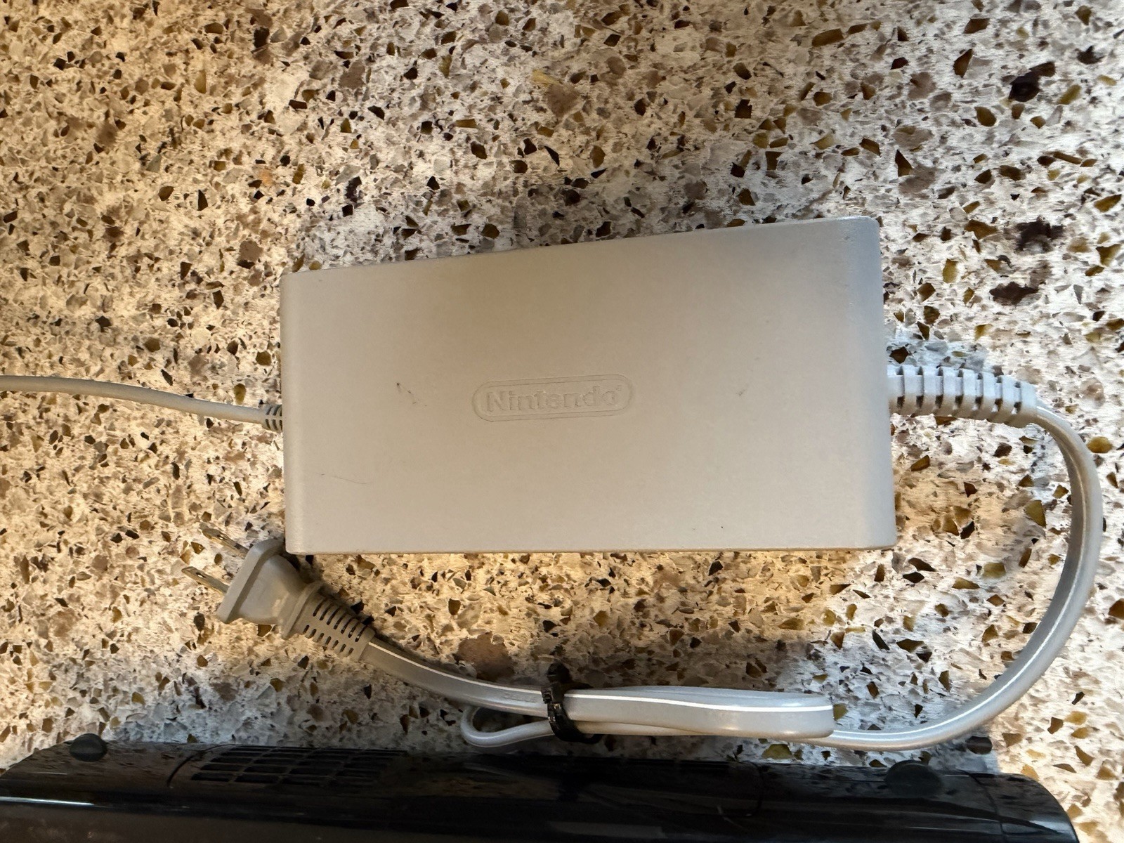 Nintendo Wii U WUP-101(02) 32GB Black Console Only *No Gamepad* Tested *READ*