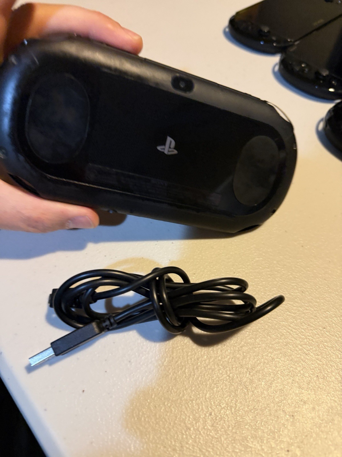 Japanese PlayStation Vita Psvita Pch-2000 Us Seller Working Black System D