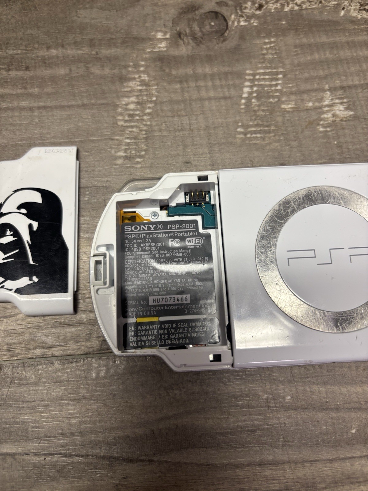Sony PSP 2001 Darth Vader Star Wars – w/Charger, New Battery, Games – READ