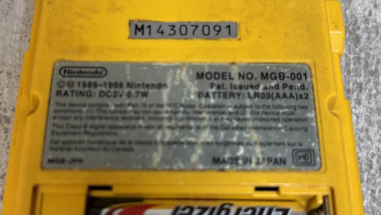 Nintendo Game Boy Pocket MGB-001 Yellow OEM