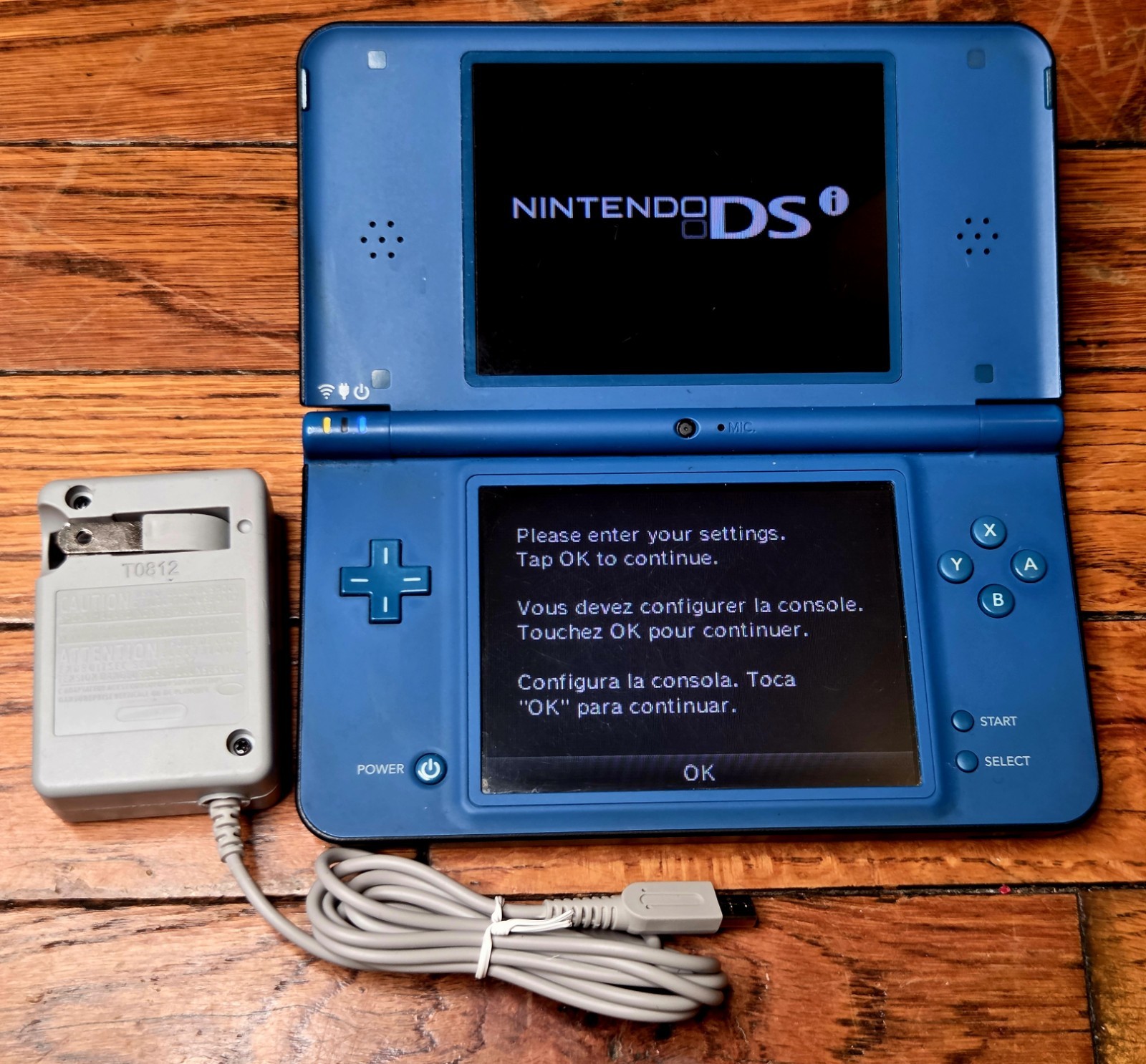 Nintendo DSi XL Blue Handheld Game Console UTL-001 USA Stylus Charger Tested