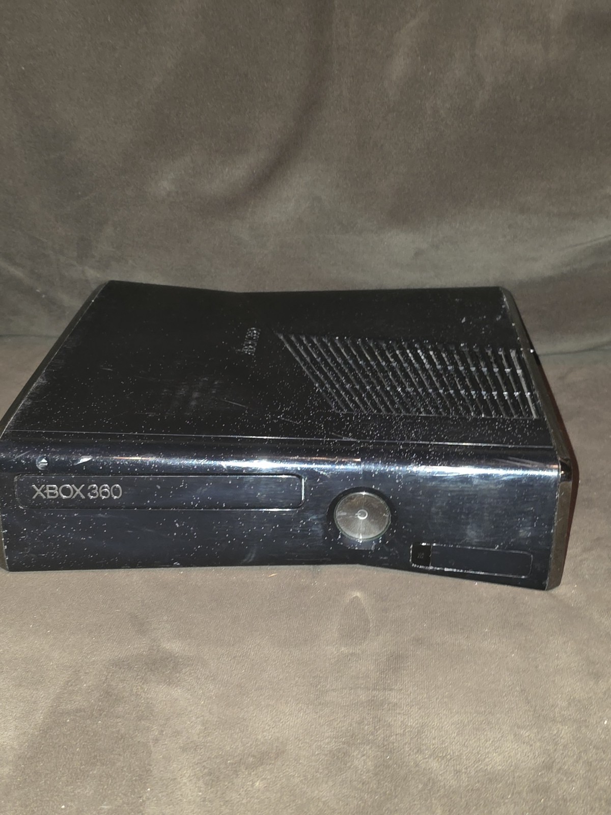 Microsoft Xbox 360 S Model 1439 With 250g HDD 2010 TRINITY MOTHERBOARD For Parts