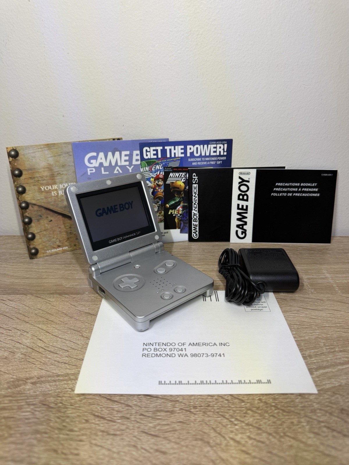 Nintendo GameBoy Advance SP 001 | Silver | CWOB | Tested