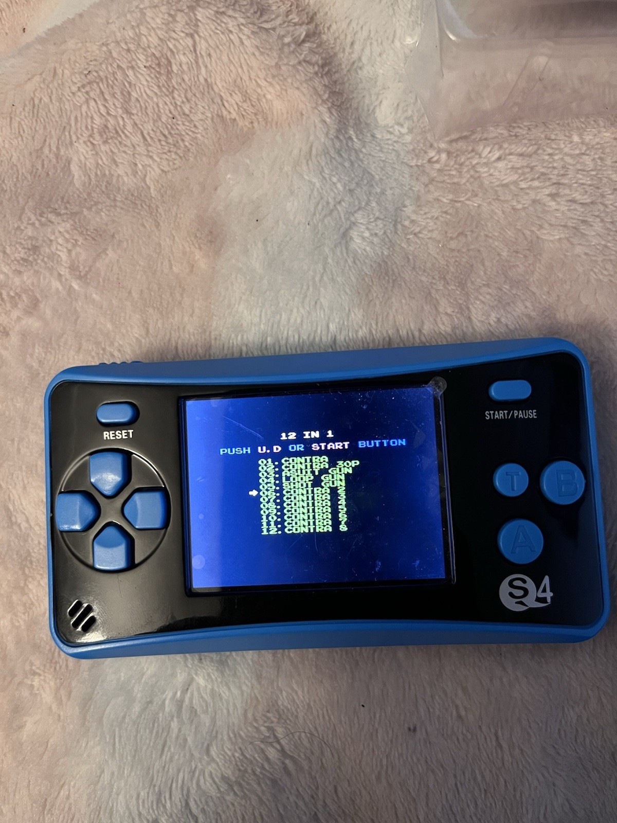 Handheld Game Console 182 Built-in Classic 8-Bit Retro Games 2.5″ LCD Screen