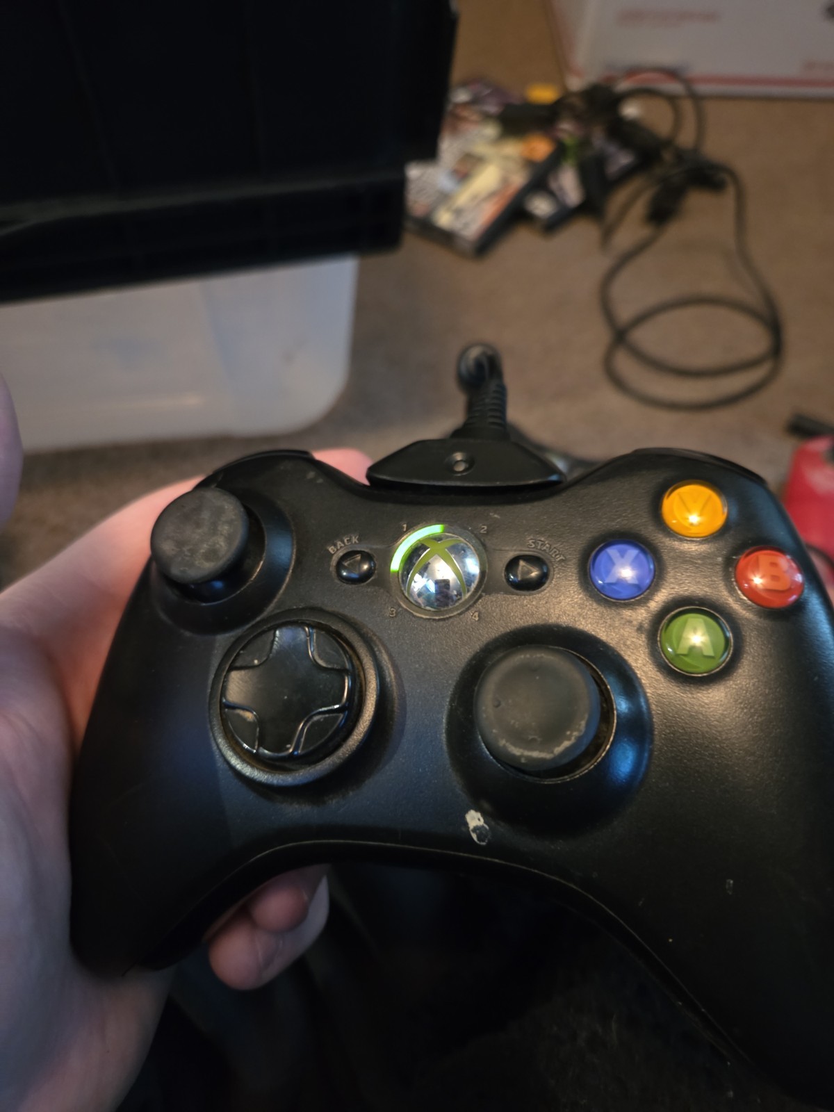 Microsoft Xbox 360 120gb Console 2 Controllers, And Cords