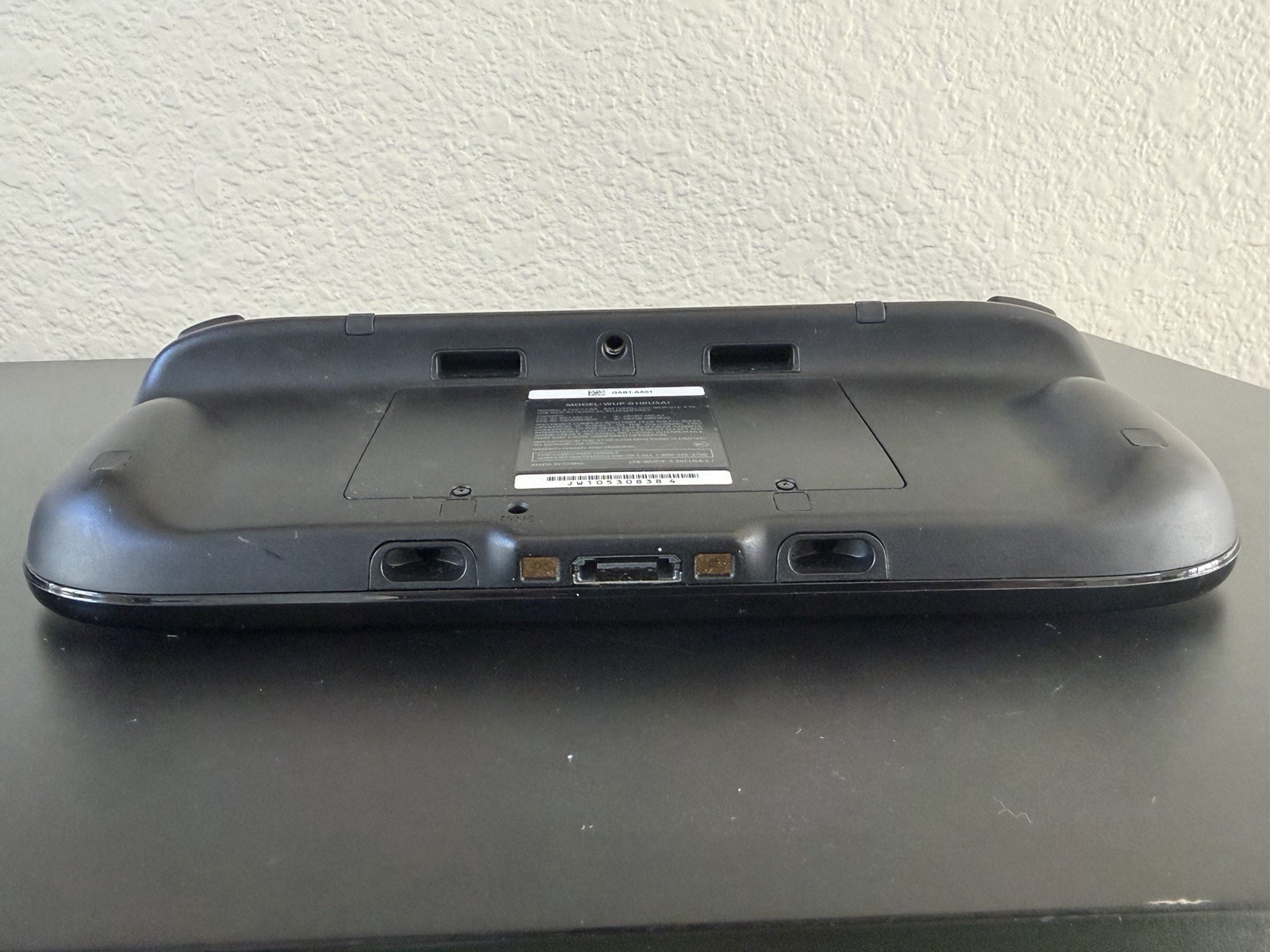 Nintendo Wii U Deluxe 32 GB Console w GamePad, Stand, and Charging Base w Games