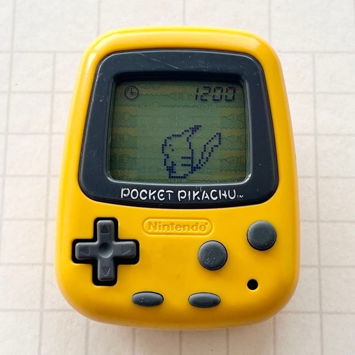 Nintendo Pocket Pikachu MPG-001 Pokemon Virtual Pet Pedometer Tested Vintage