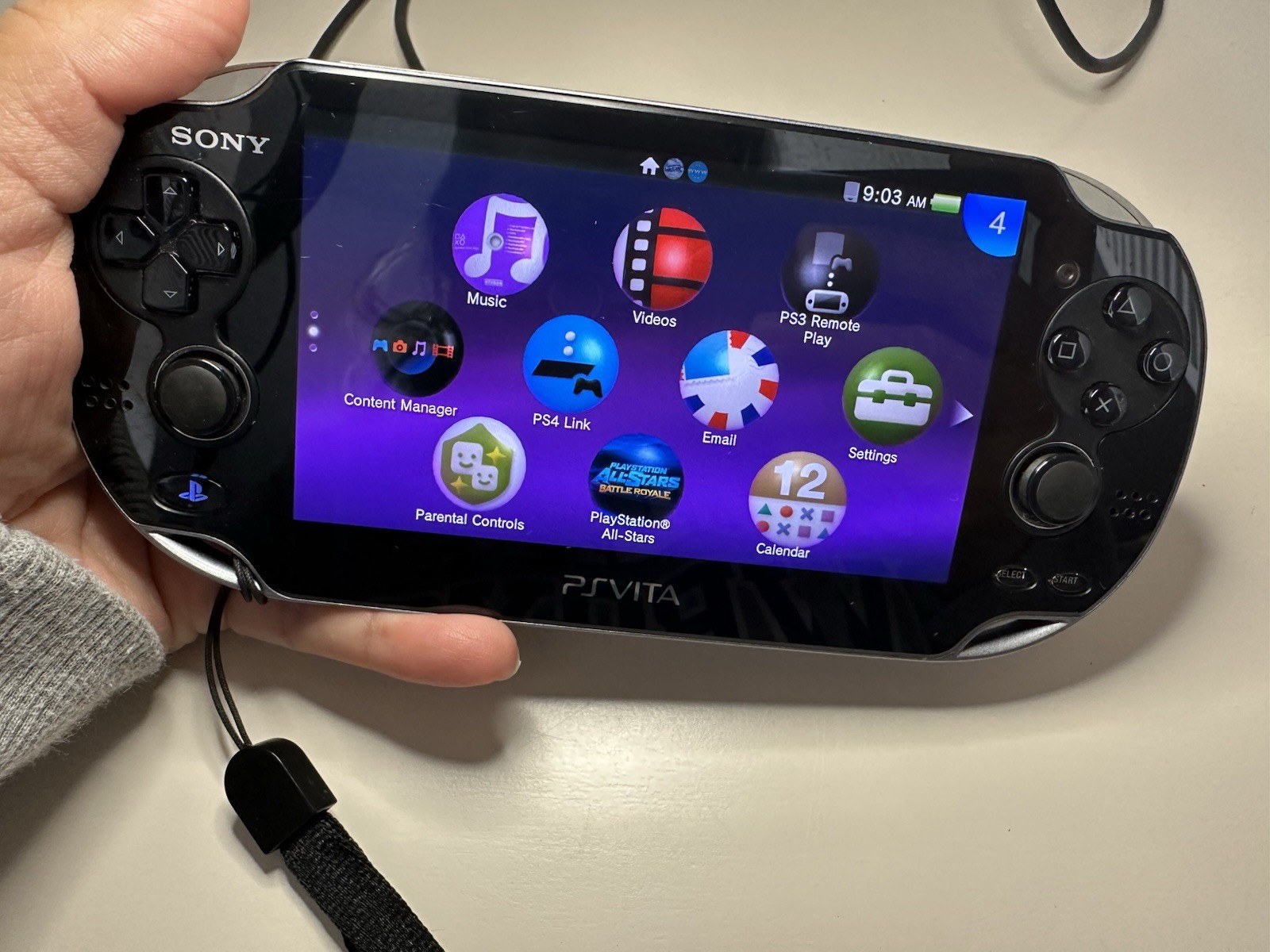 Sony PS Vita PCH-1101 Limited Edition Handheld System – Crystal Black With Game.