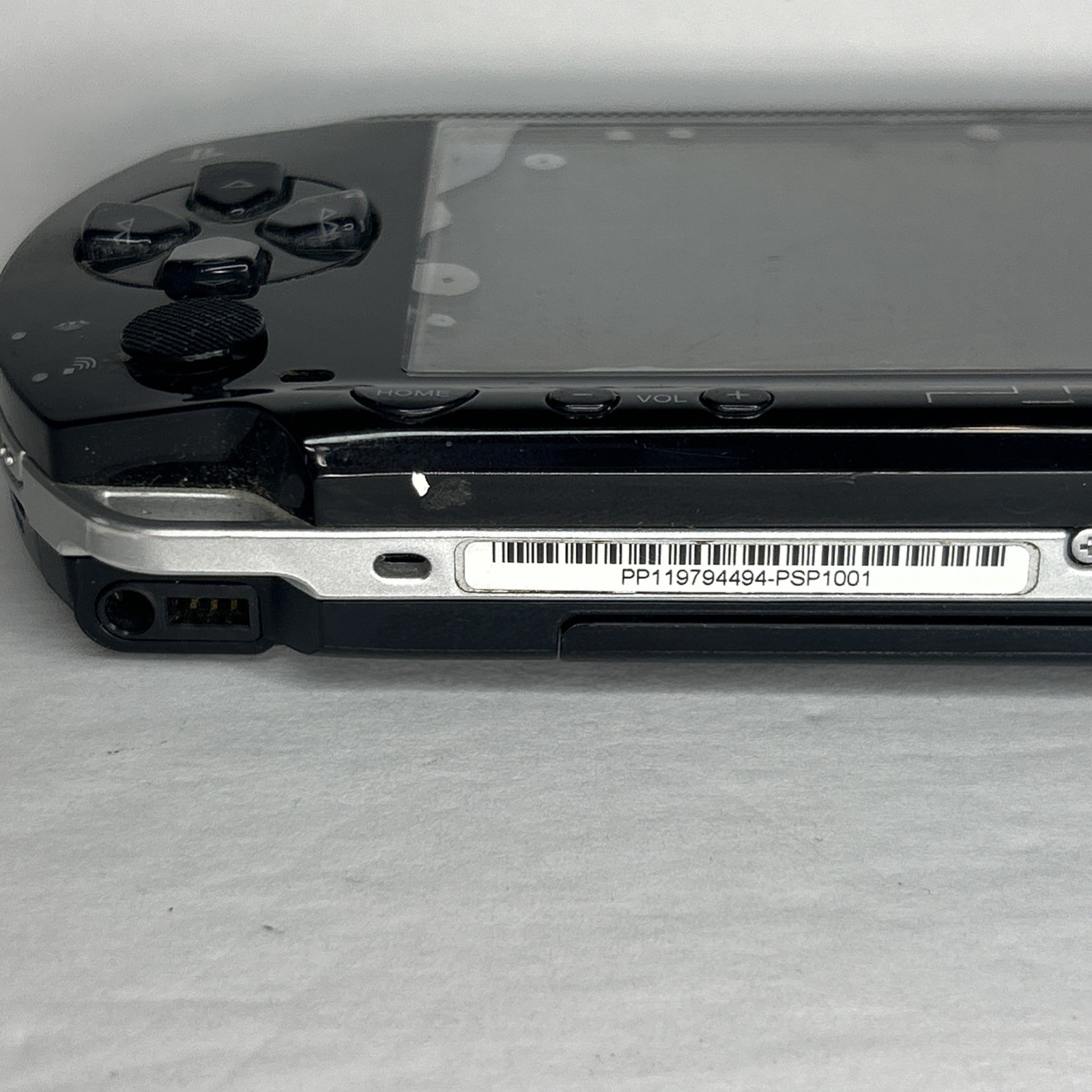 Sony PSP 1001 Console Bundle Tested w/ Charger Case, 4GB Card & 2 Games