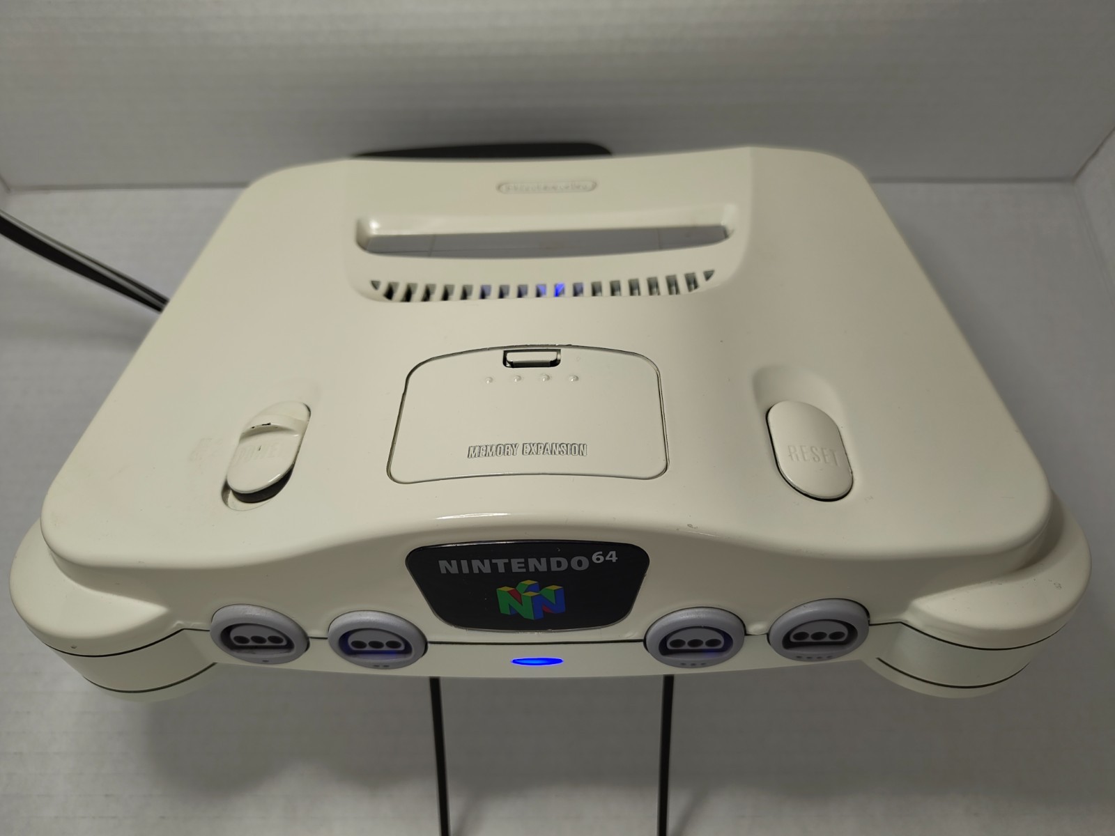 N64 Custom Console (White w/ Blue LED) Model # NUS-001 *CONSOLE/POWER CORD ONLY*