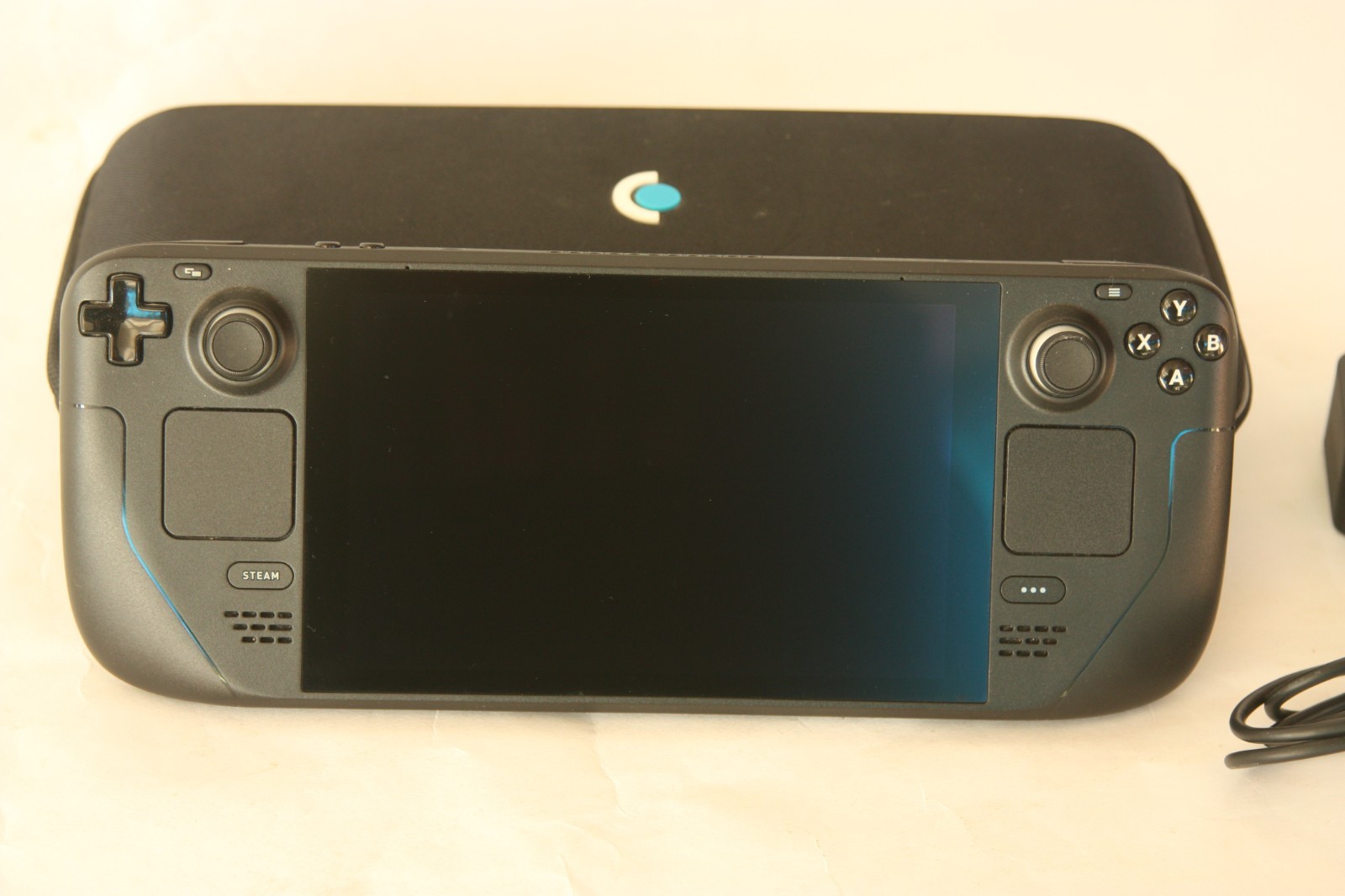 Valve Steam Deck – 512GB – Black – Handheld Console – With Case and Charger