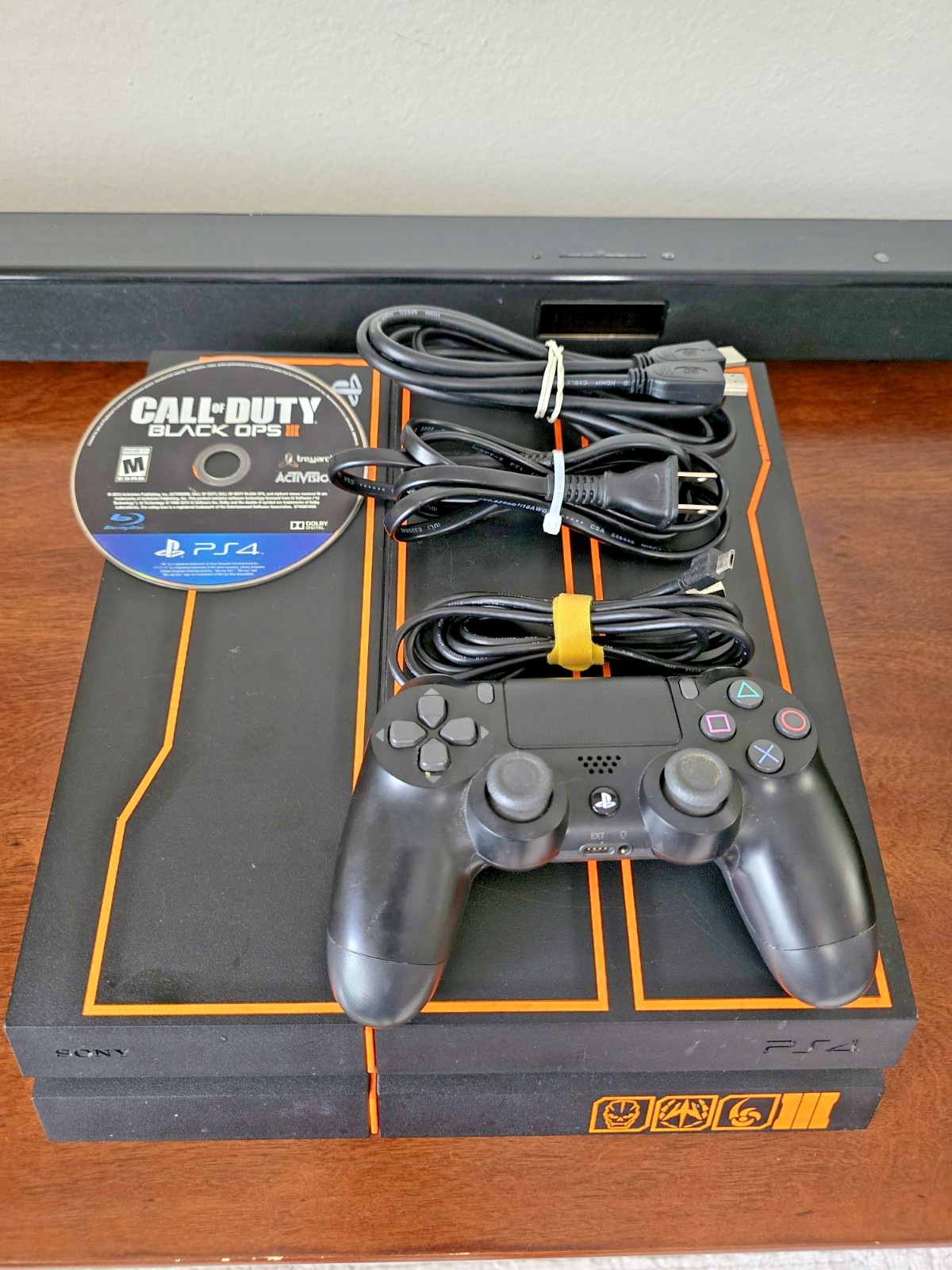 Sony PlayStation 4 PS4 1TB Call of Duty: Black Ops III Edition Console CUH-1215B