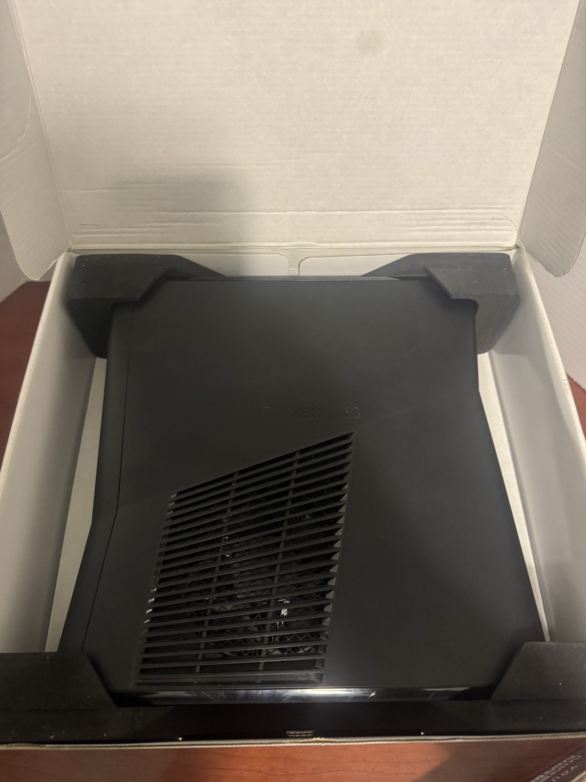 Xbox 360 Slim Kinect Bundle With 5 Games
