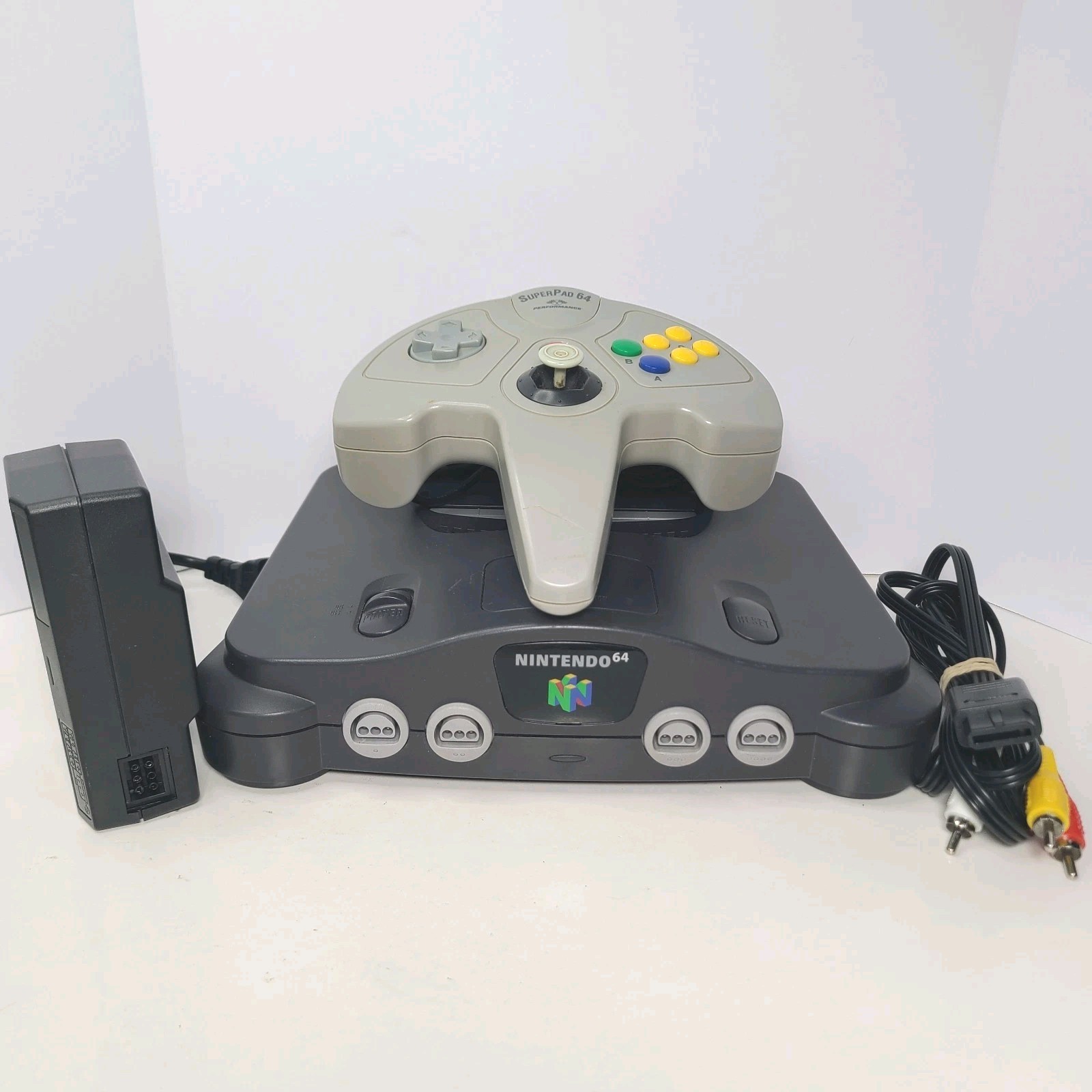 Nintendo 64 N64 Console Jumper Pack Controller Power AV Cords Tested And Working