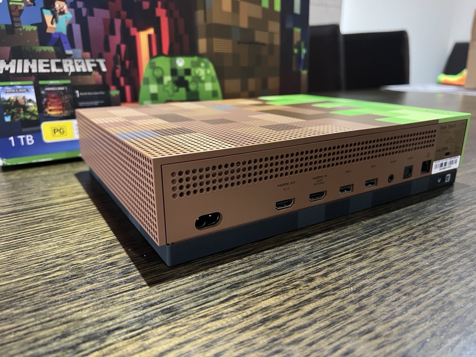 Microsoft Xbox One S 1TB Minecraft Limited Edition Console – Excellent Condition