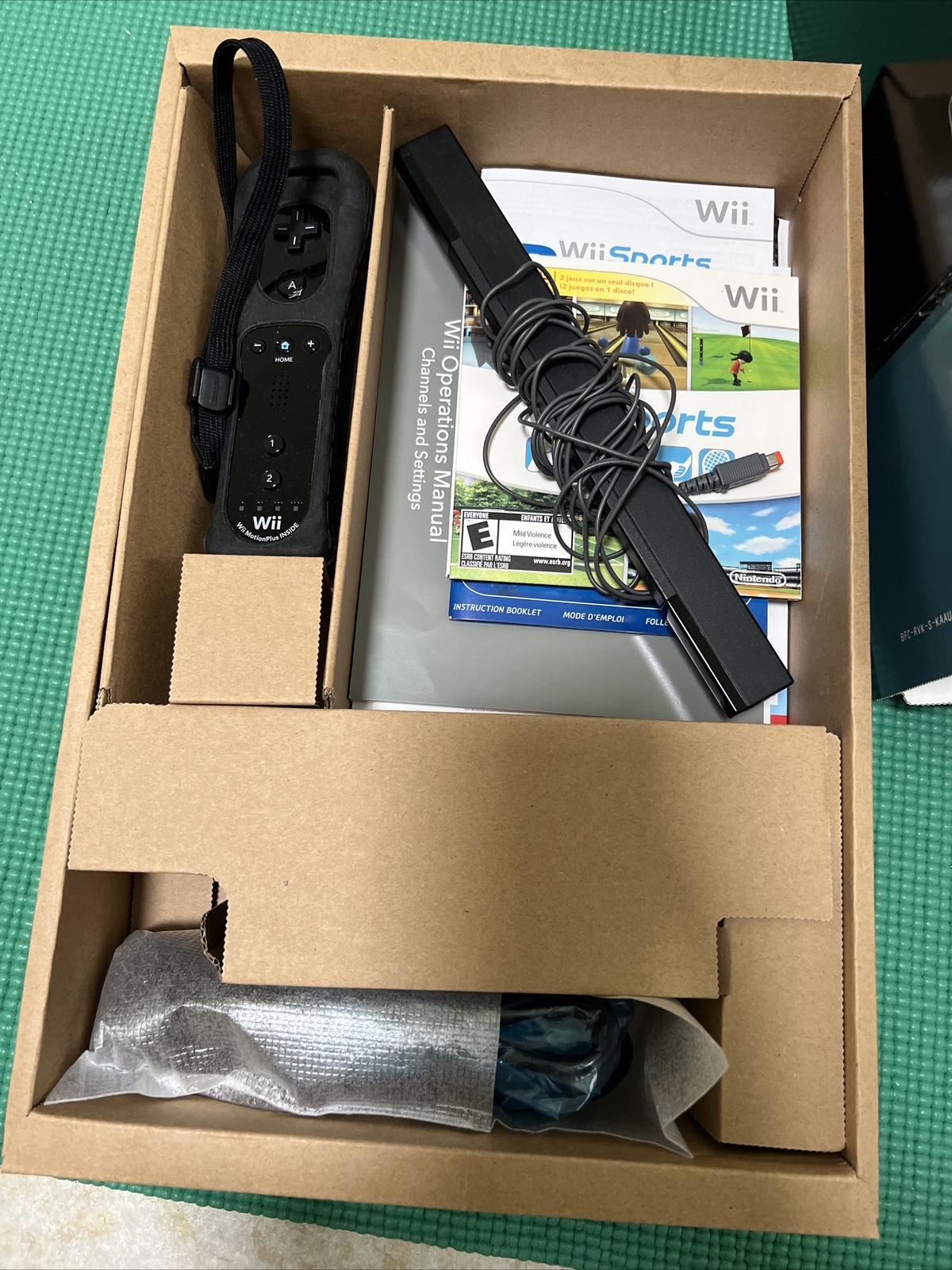 Nintendo Wii Family Console Black with Wii Sports and Wii Sport Resort