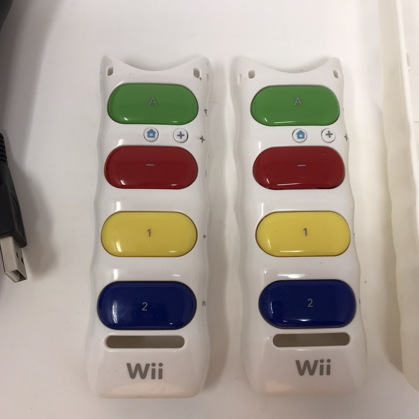 Wii Accessories Remote Controller Pieces – Broken Defective – For Parts / Repair