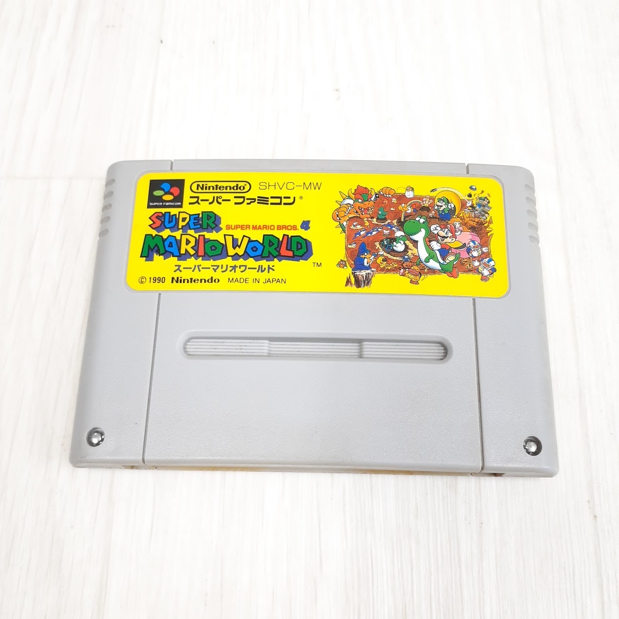 Nintendo Super Famicom Console with Mario World Storage Case &Game Japanese SNES