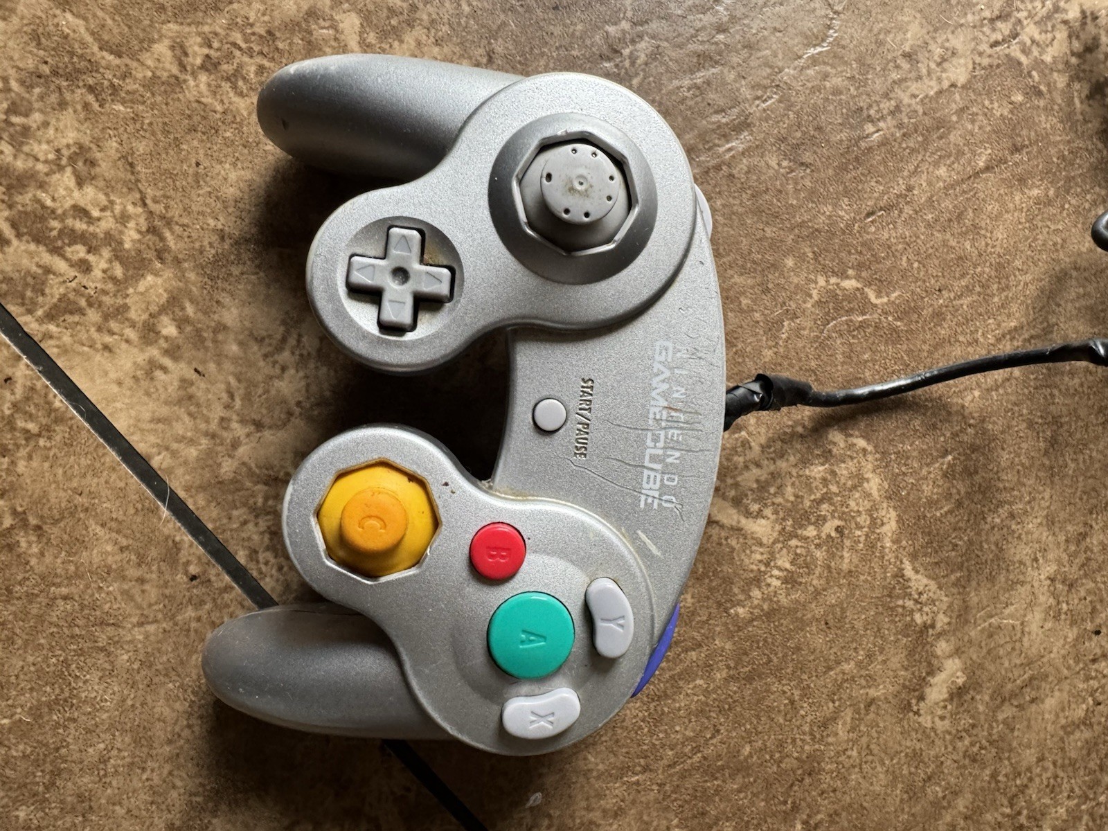 Nintendo Gamecube 4 OEM Controllers, 2 Games, 2 Memory Cards , & 2 Microphone