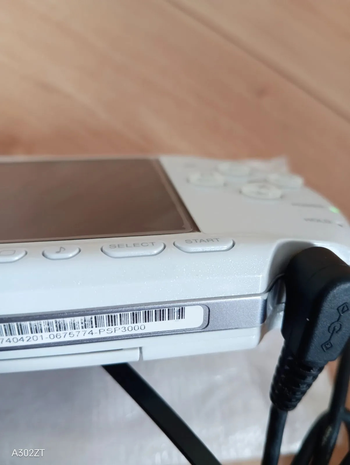 Sony PSP-3000 Pearl White Console Tested Working Region Free Boxed Set
