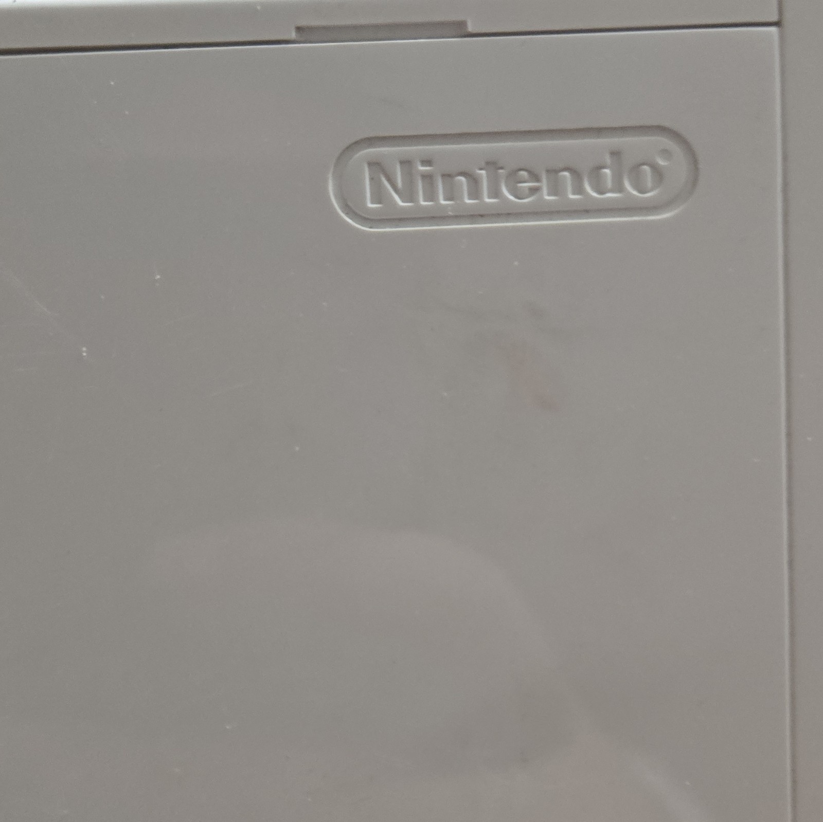 Nintendo Wii RVL-001 White NTSC 512MB 480p Wi-Fi w/ Remote & AV RCA Cable