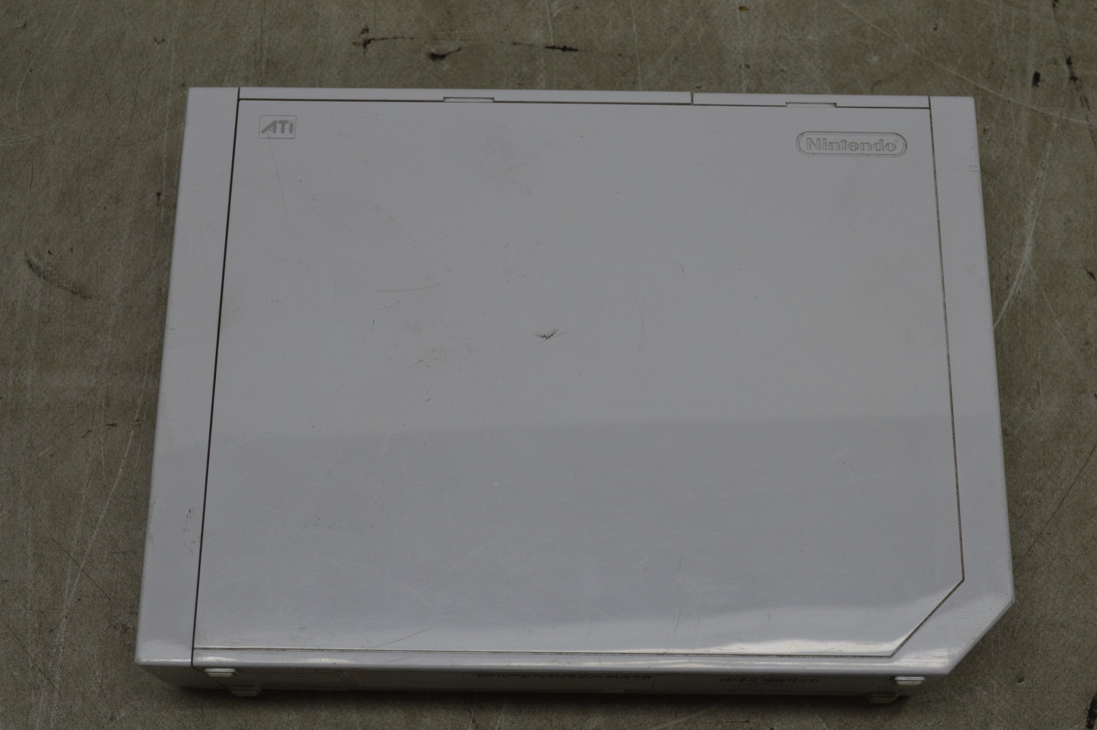 Nintendo Wii RVL-001(USA) Video Game Console *Console Only*