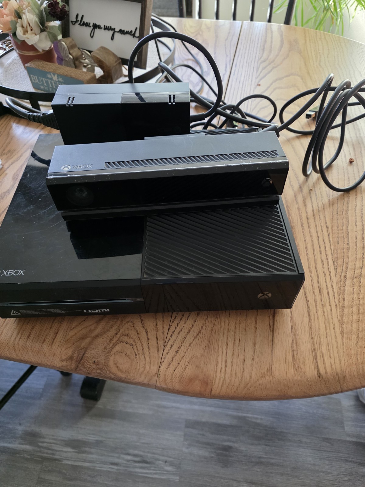Microsoft Xbox One console w/ Kinect bundle – Console/Kinect Tested Working