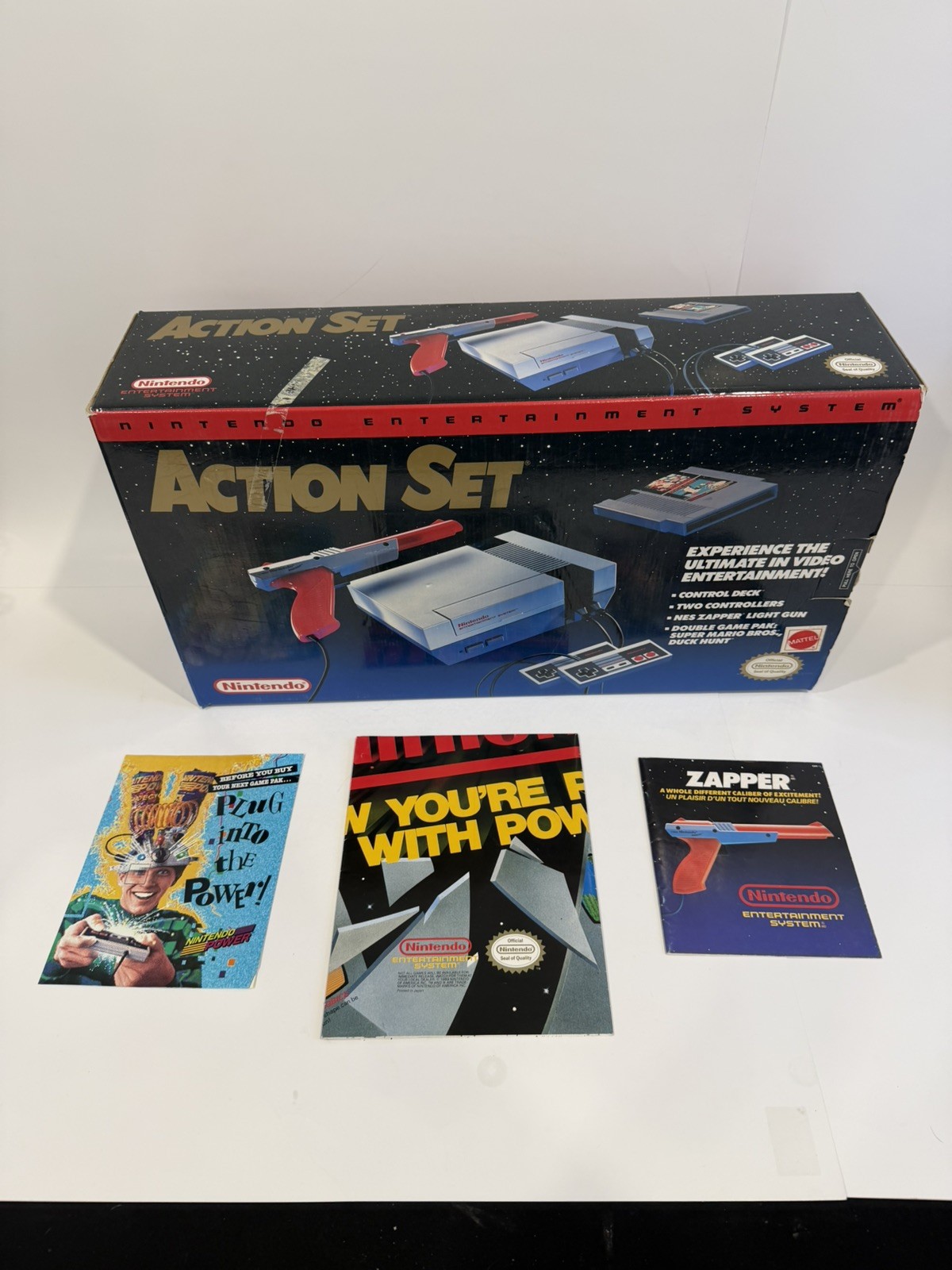 Nintendo NES Action Set CIB Tested Mario Duck Hunt Zapper Mattel Canada
