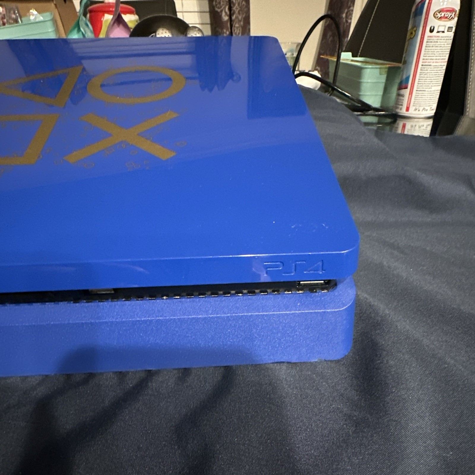 Sony PlayStation 4 days of Play Limited Edition Slim Blue.