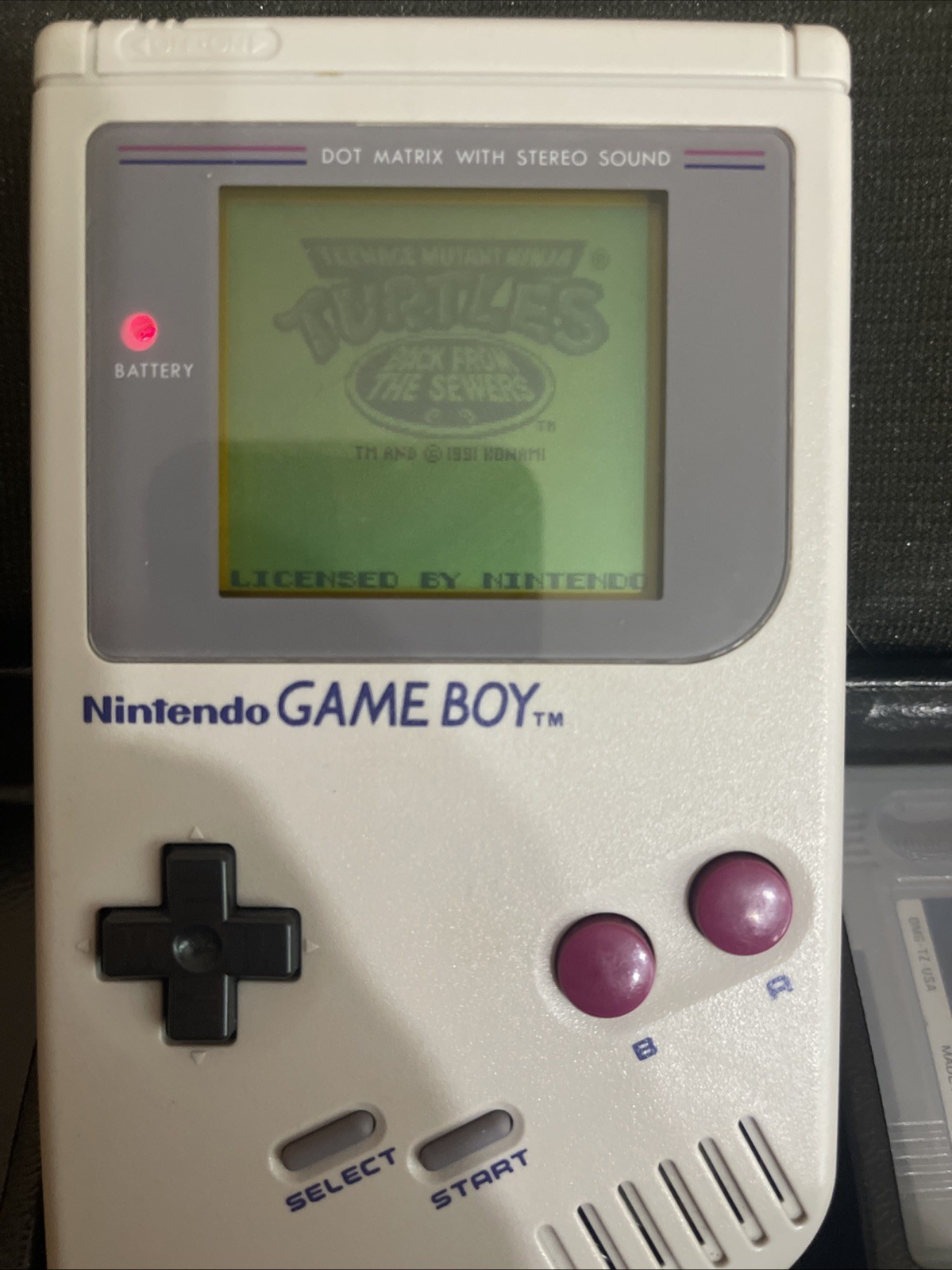 Nintendo Game Boy console and 4 Games With Travel Case & Linkage Cable All Works