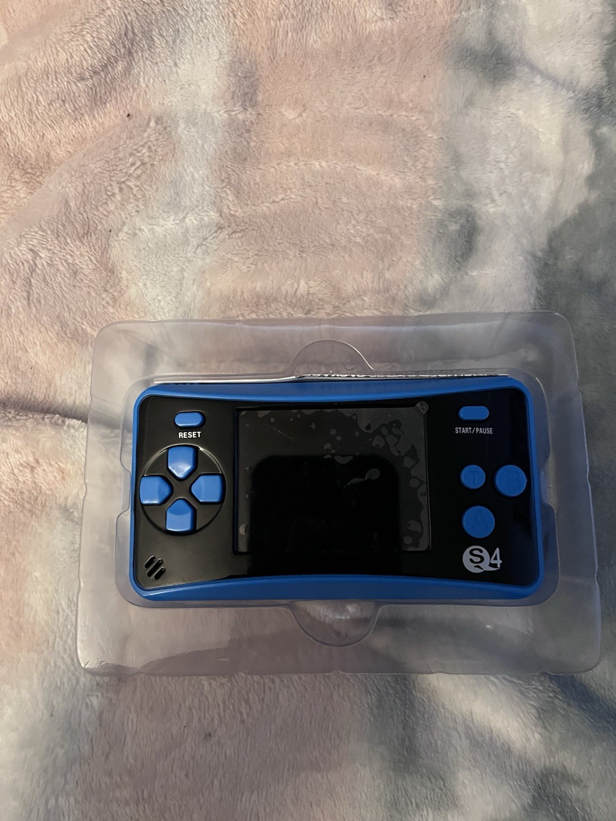 Handheld Game Console 182 Built-in Classic 8-Bit Retro Games 2.5″ LCD Screen