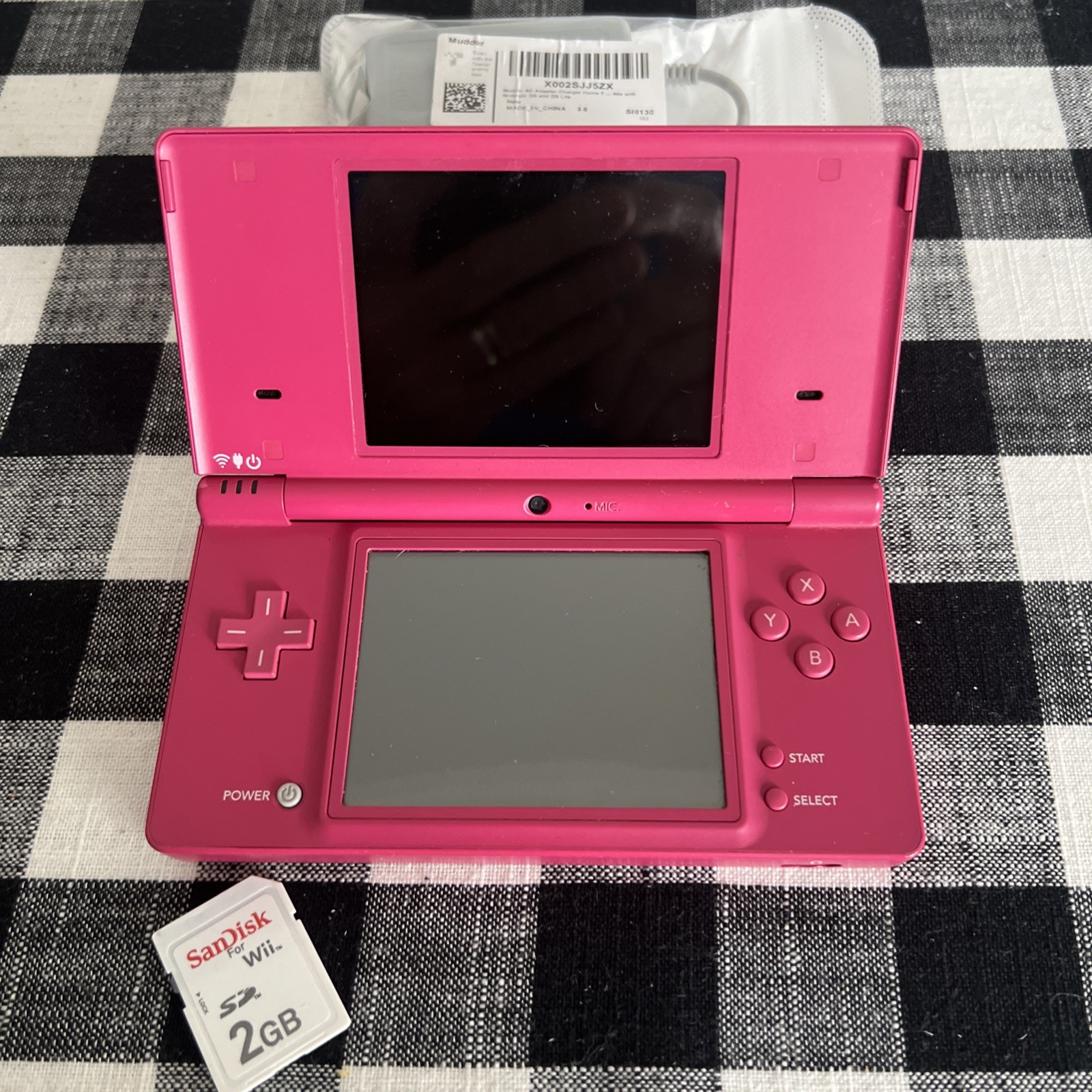 *Nintendo DSi Console *Pink *Model #TWL-001 *2GB Disk *New Charger *Video Demo