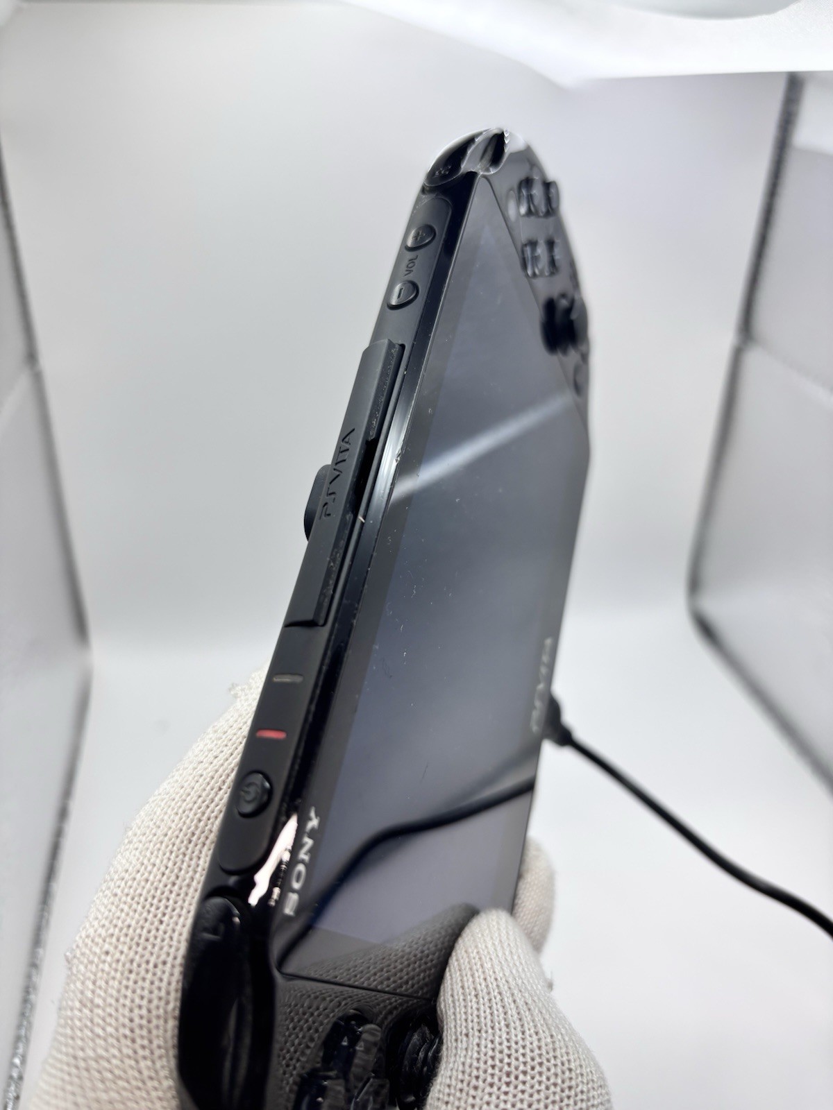 PS Vita PCH-2000 Black Console With Charging Please Check Description