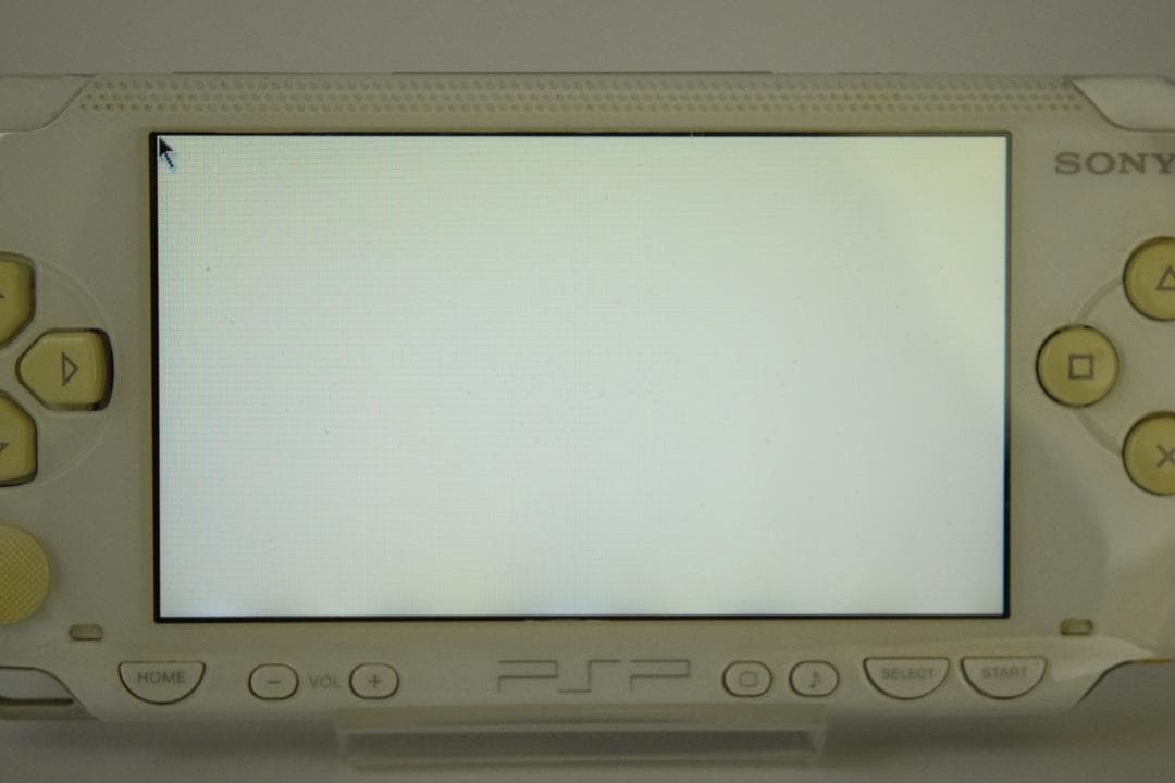 Sony PSP-1000 White Console w/ 32MB Memory Card Tested Region Free Japan