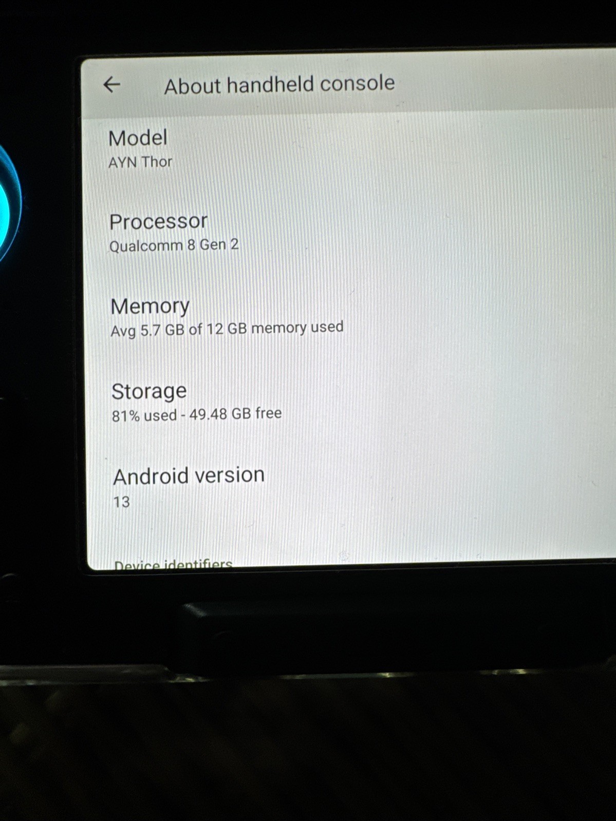 AYN Thor Pro Black 12GB + 256GB – Batch 2 – With Stickers, Clear Case, And Grip!