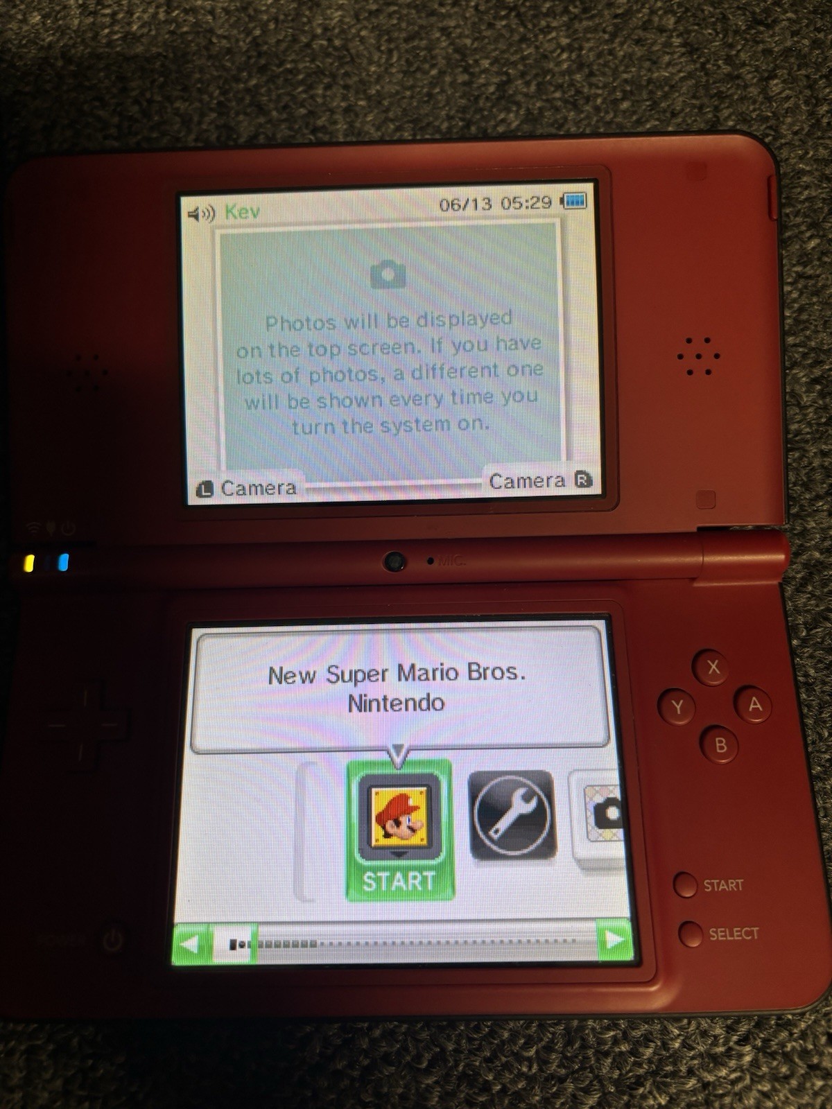 Nintendo DSI XL Mario 25th Anniversary Edition Red w/New Super Mario & Contra 4