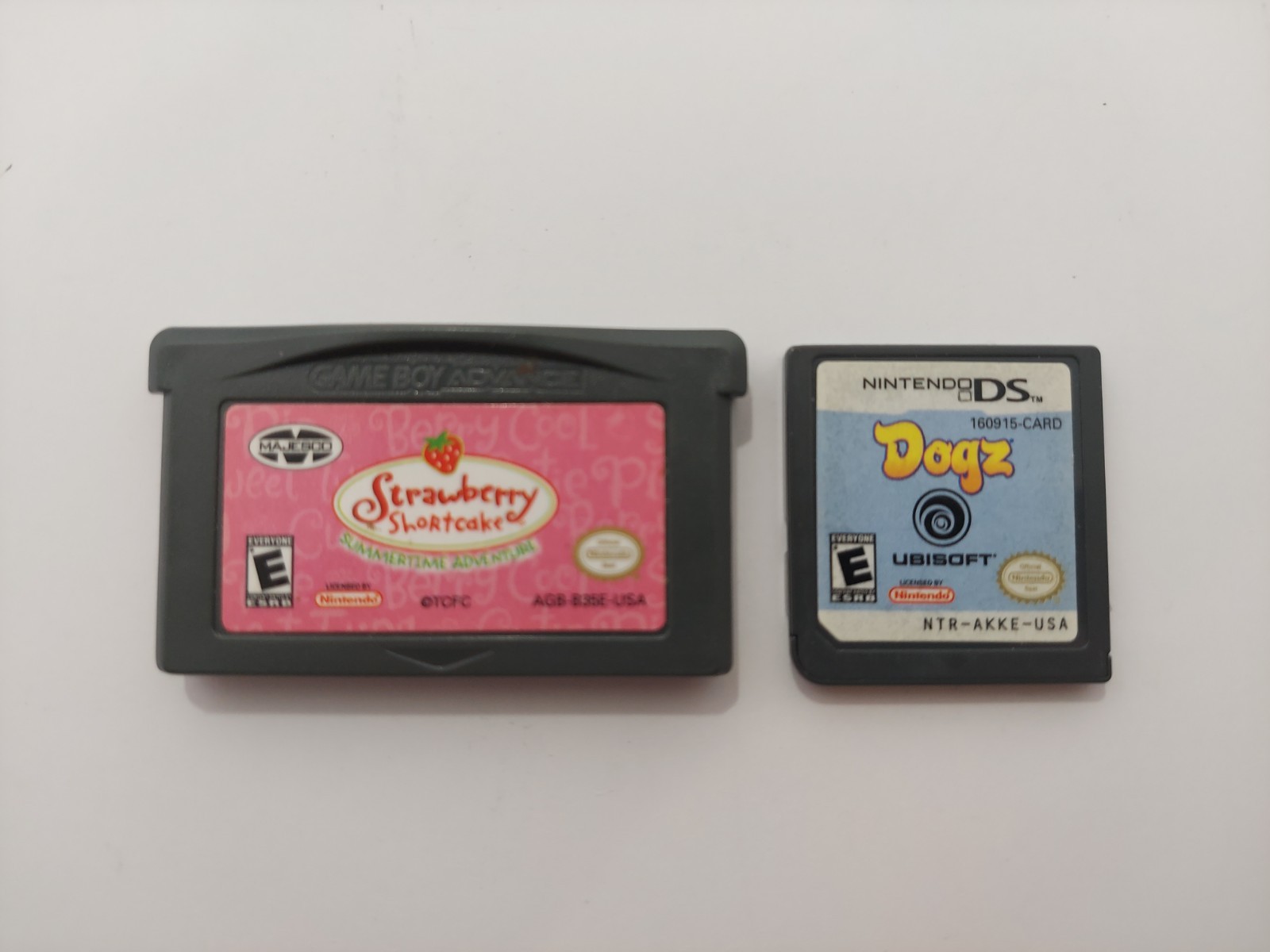 Nintendo DS Lite Console – Coral Pink With Charger, Stylus, And Games – TESTED
