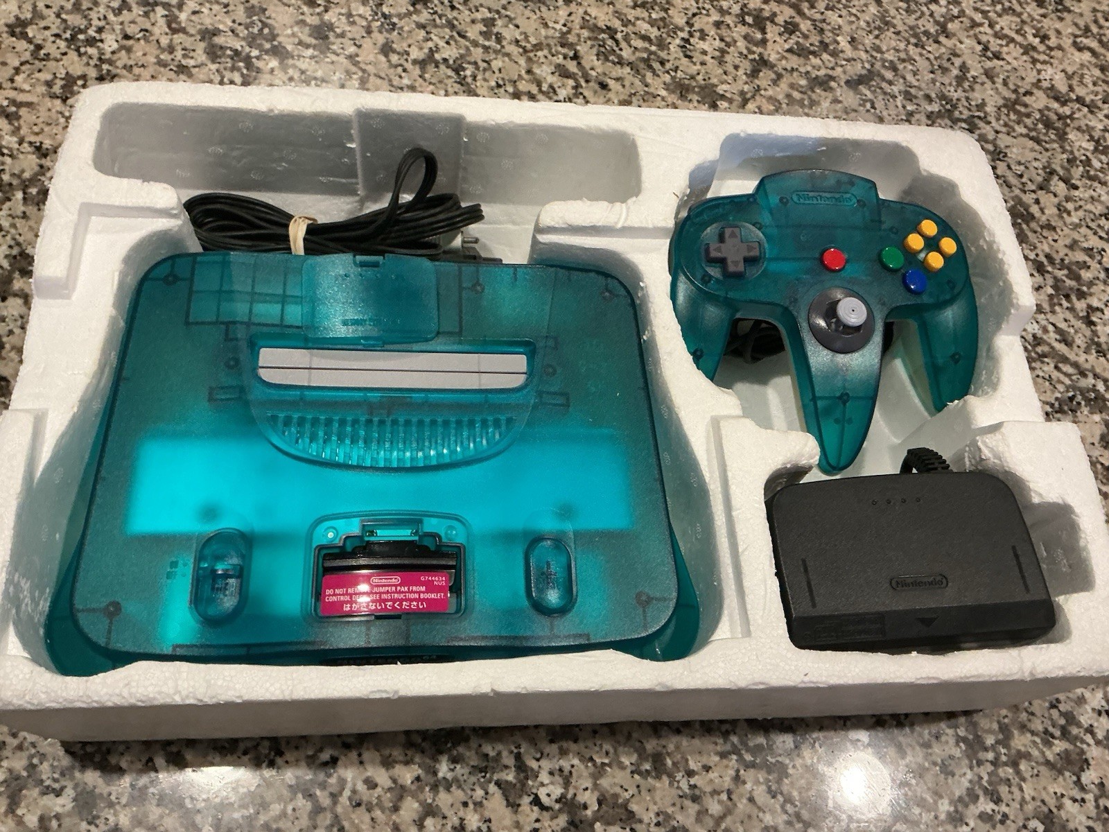 Nintendo 64 Clear BLUE Console N64 Japan Version (Extra Controller And Games)