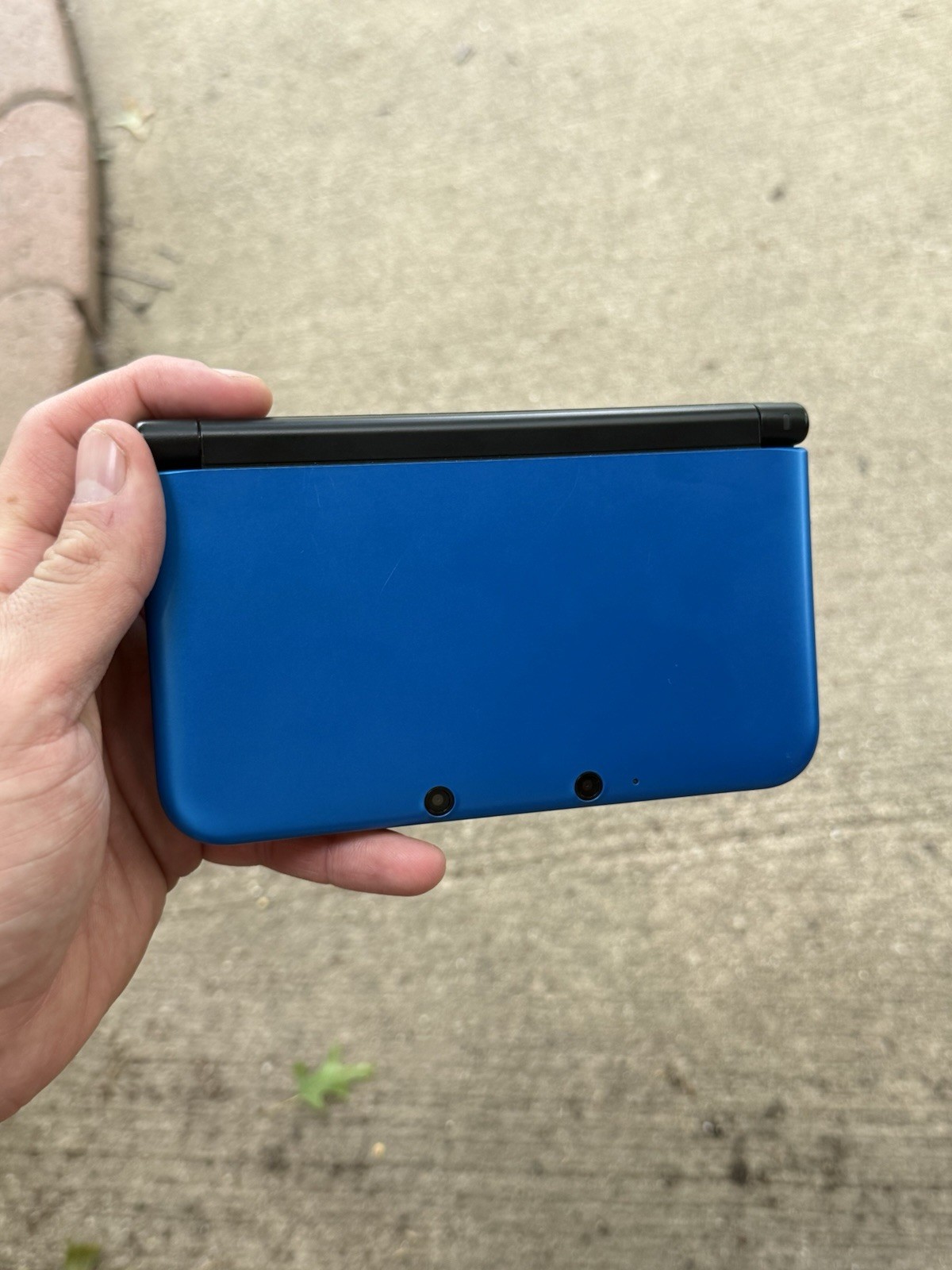 Nintendo 3DS XL Blue/Black Handheld Console Complete – MINT Condition