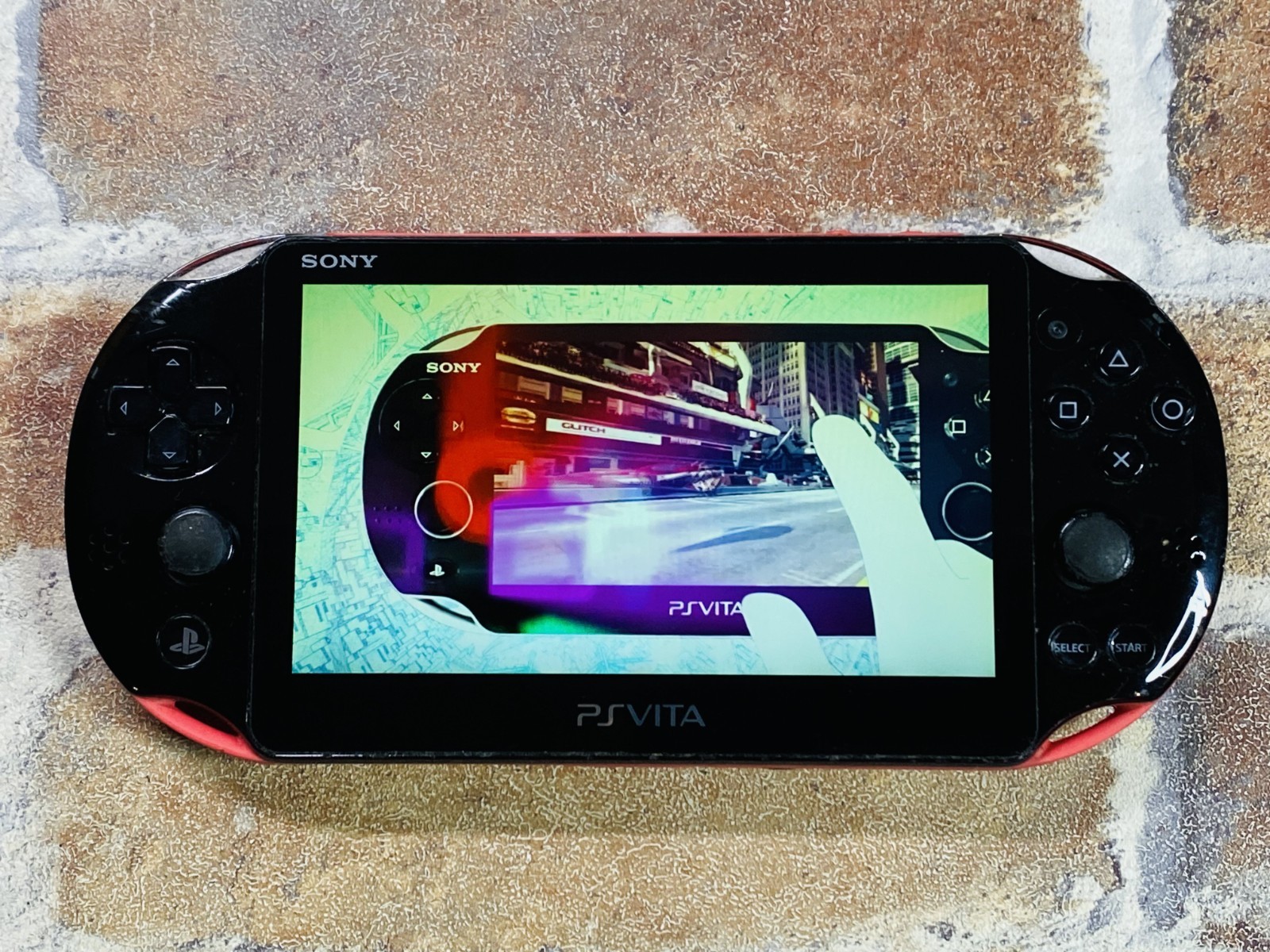 PS Vita Pink Black PCH 2000 SONY PlayStation Japan 4GB USB Charger No.2D DDP
