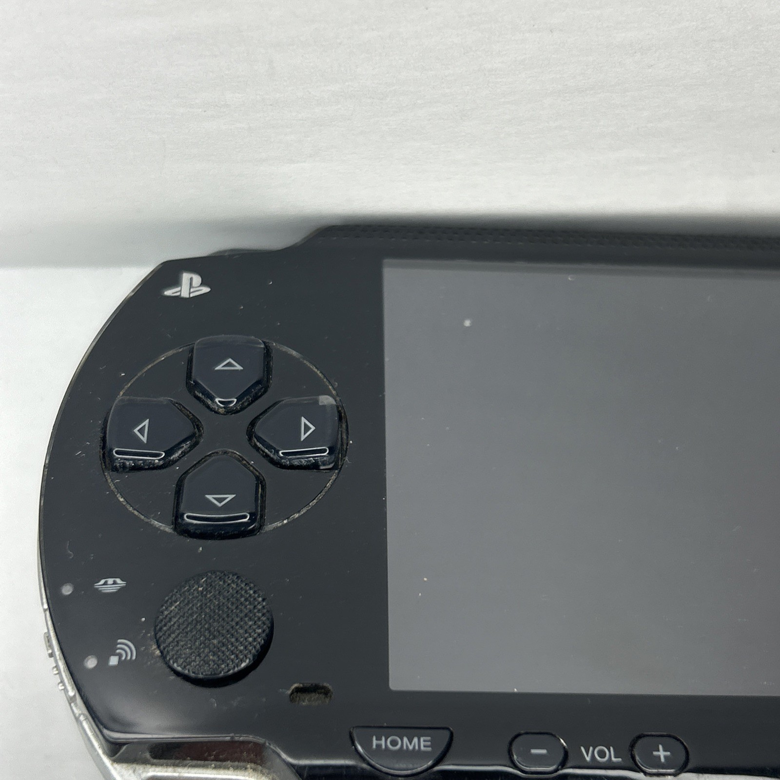 Sony PSP 1001 Console Bundle Tested w/ Charger Case, 4GB Card & 2 Games