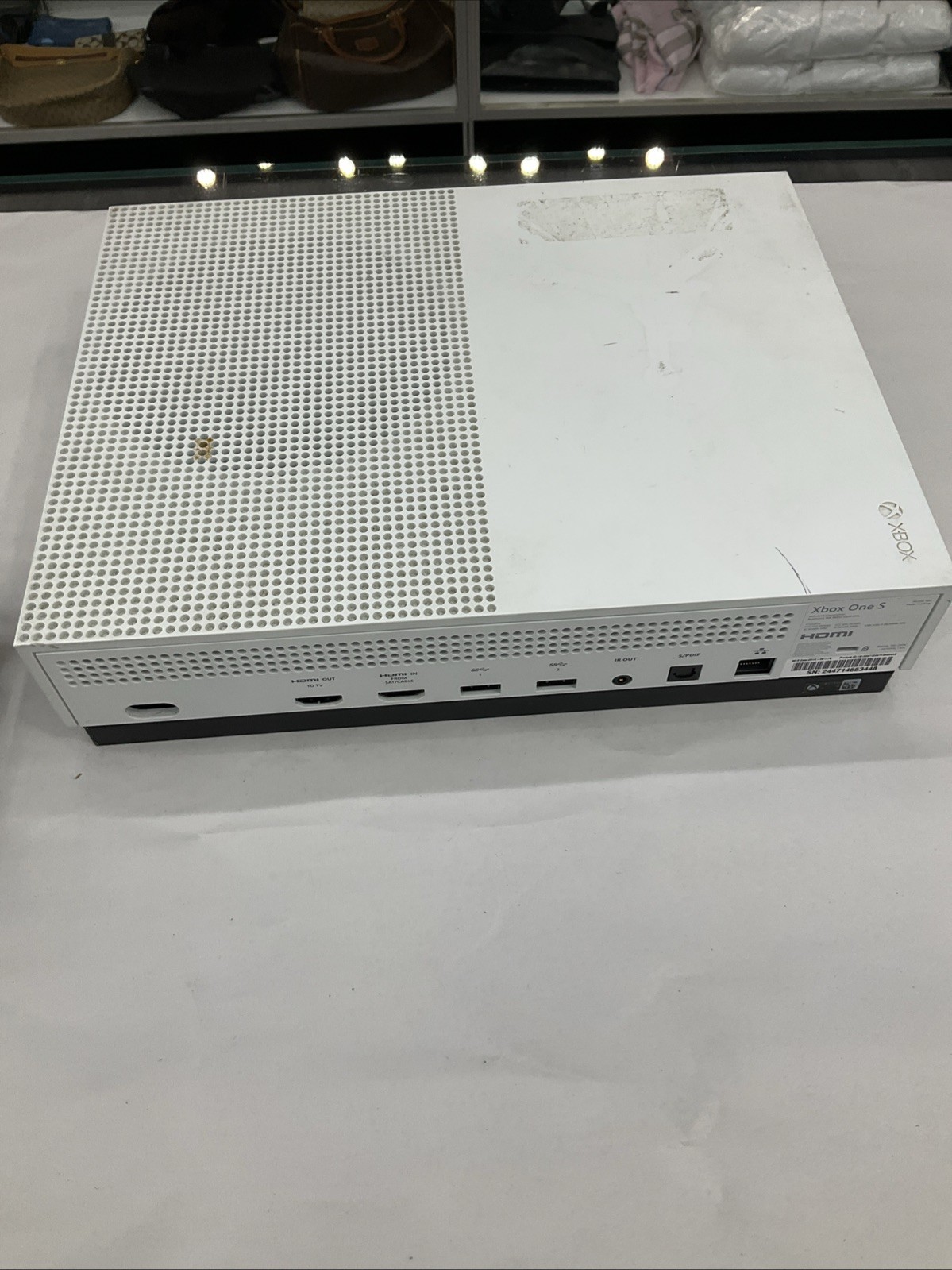 Microsoft Xbox One S White Home Console HDMI Model 1681 Controller