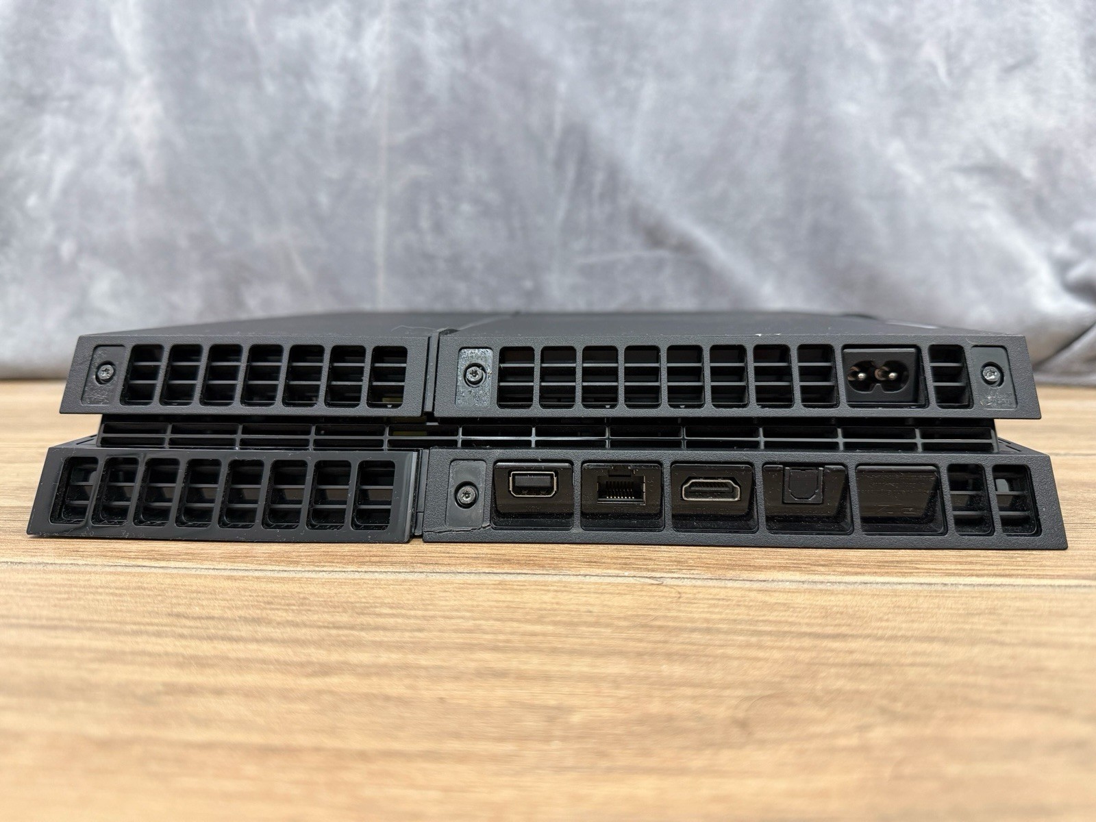 Sony PlayStation 4 CUH-1115A PS4 Black Console Only For Parts or Repair