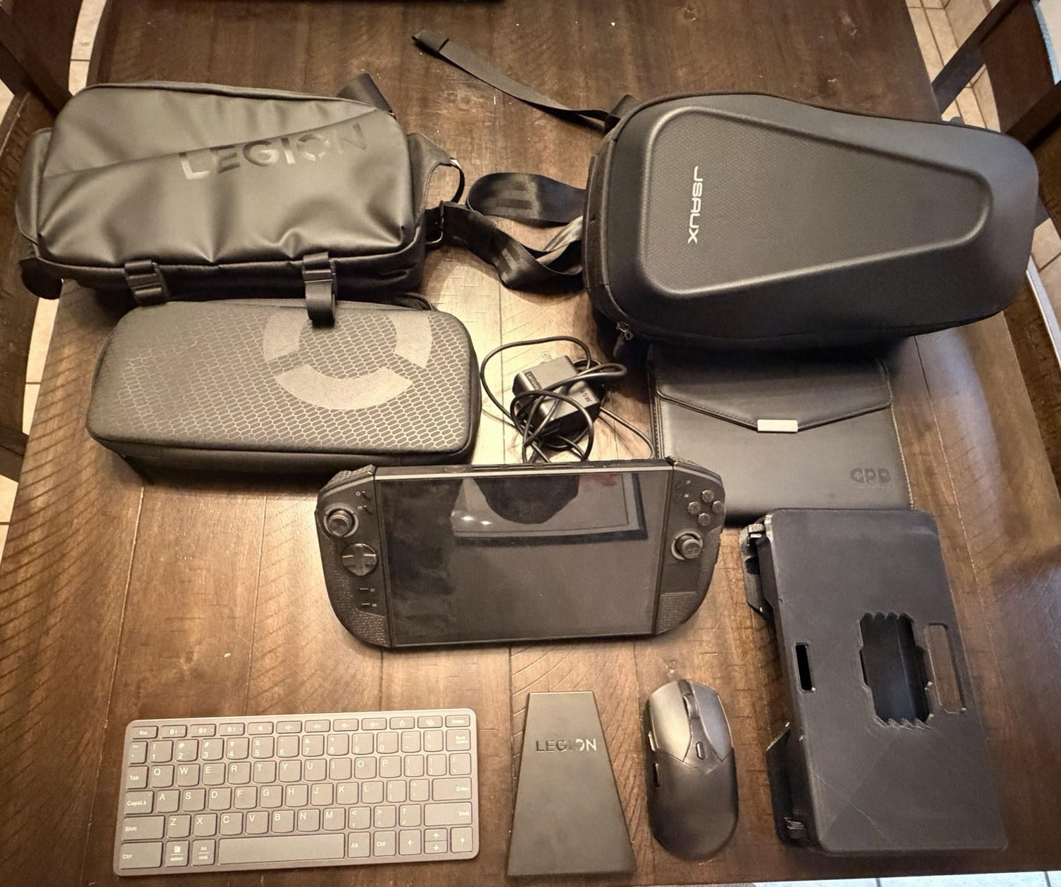 Lenovo Legion Go Z2 Extreme 2TB Bundle