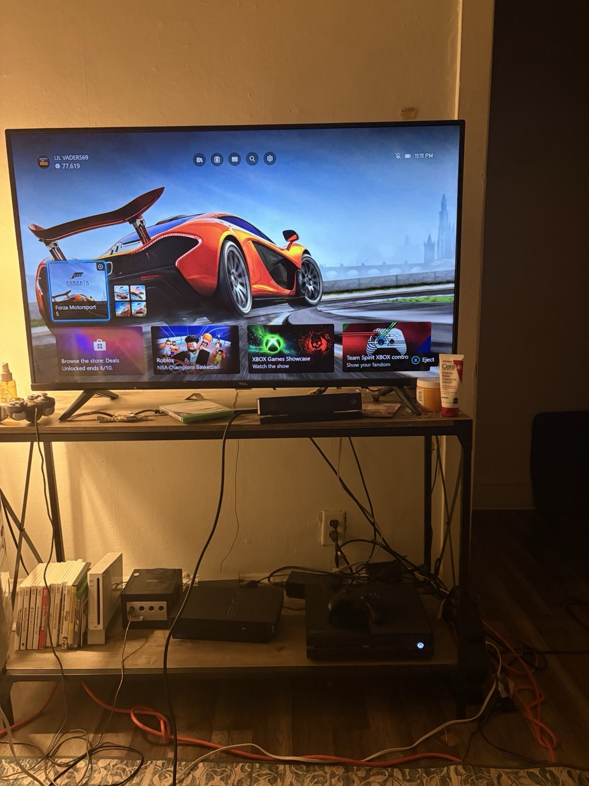 Microsoft Xbox One Kinect Bundle 500GB Black Console (7UV-00239)