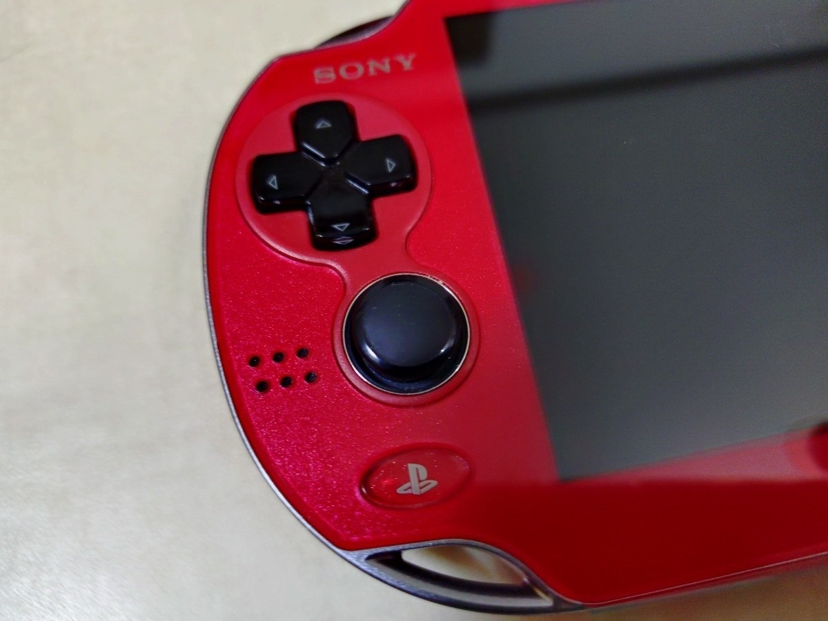 PS Vita Cosmic Red PCH 1000 ZA03 Console w/Charger PSV