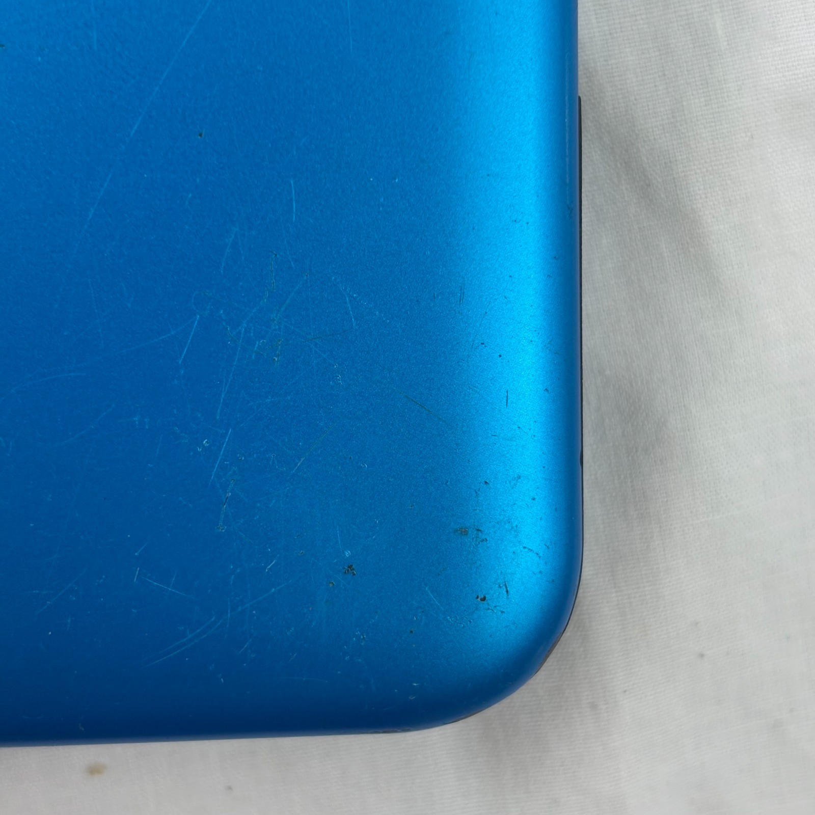 Nintendo 3DS XL Handheld Console – Blue/Black (SPR-S-BKAB-USZ)-Read description