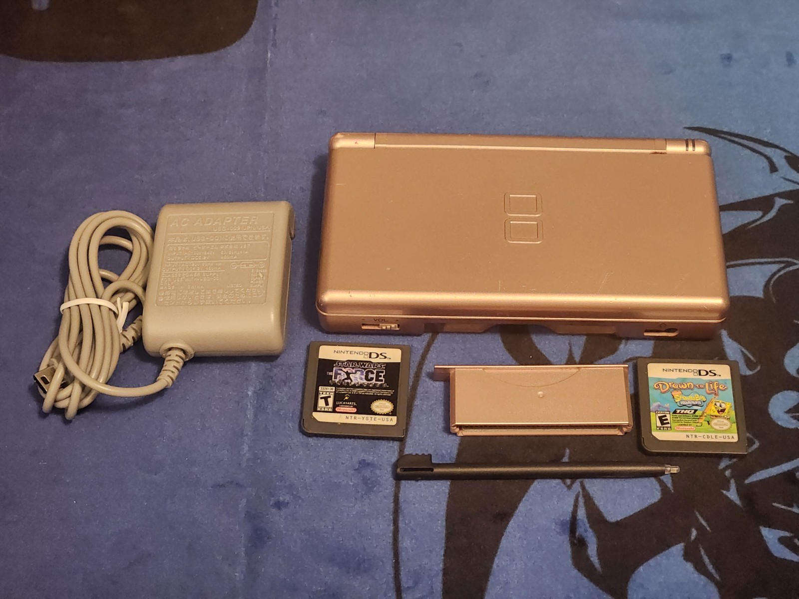 Nintendo DS Lite System, With Stylus, Charger, GBA Cover Metallic Rose w/ 2games